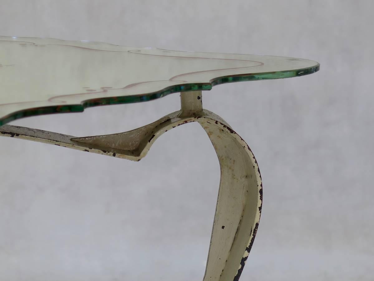 20th Century French 1940s Art Deco Coffee Table with Églomisé Top For Sale