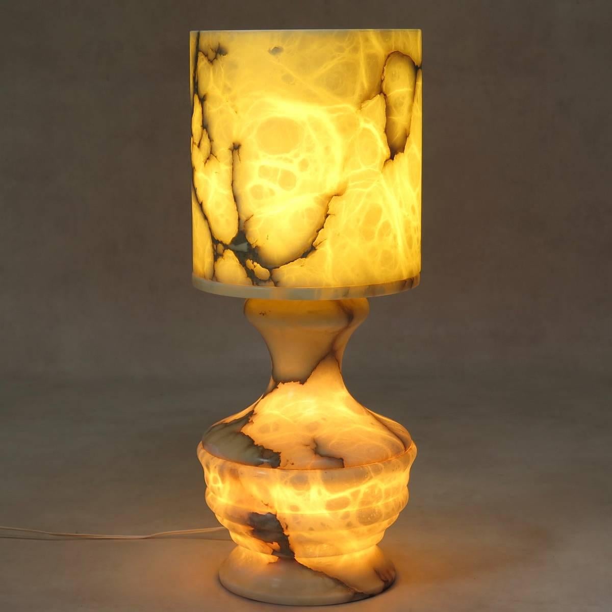 Mid-Century Modern Alabaster Lamp, France, circa 1970s For Sale