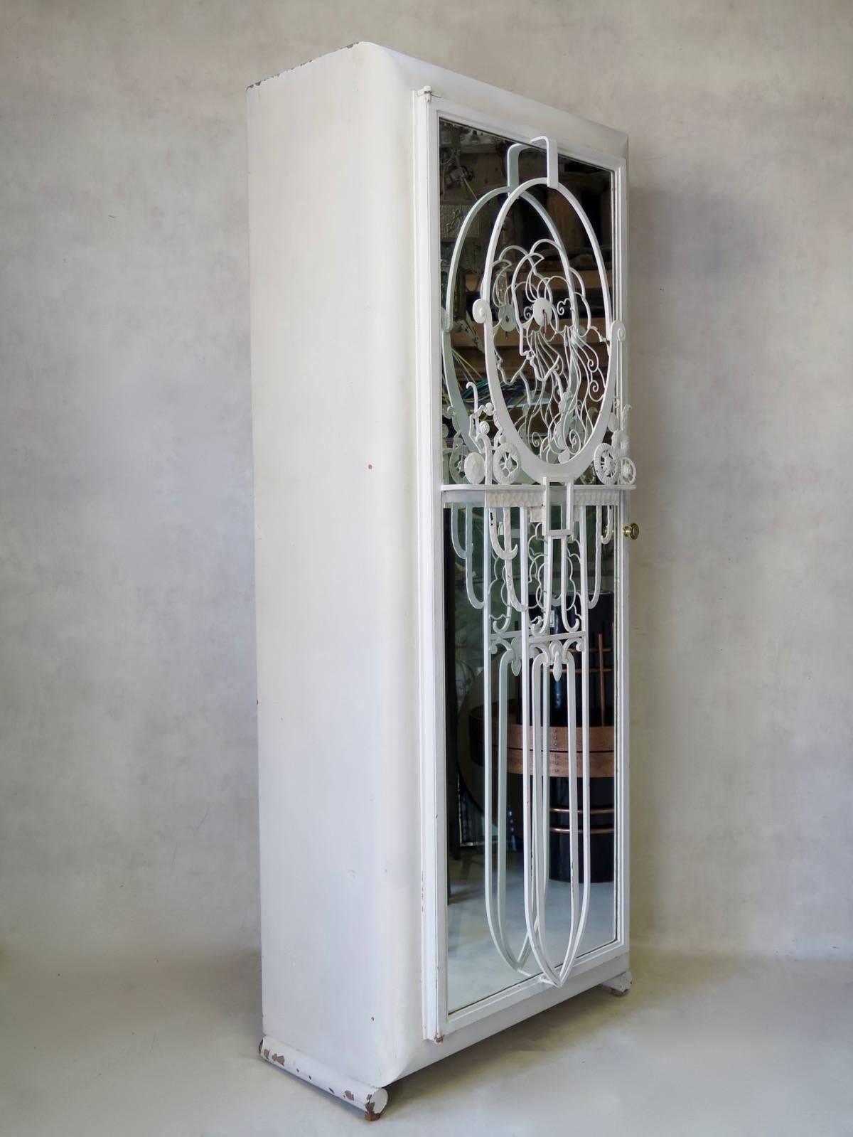 French Art Deco Painted Iron Wardrobe, circa 1930s For Sale 5