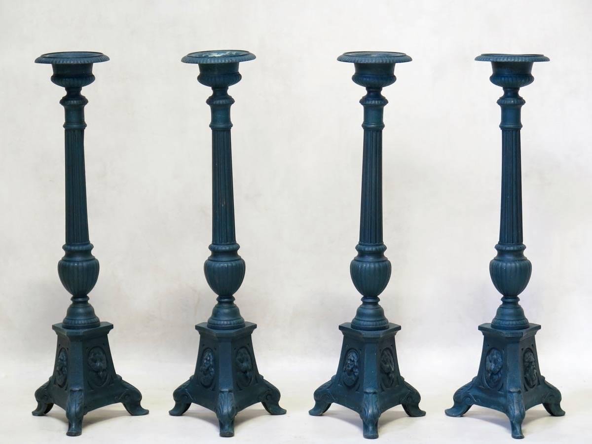 Set of Four French 19th Century Candle Sticks In Good Condition In Isle Sur La Sorgue, Vaucluse