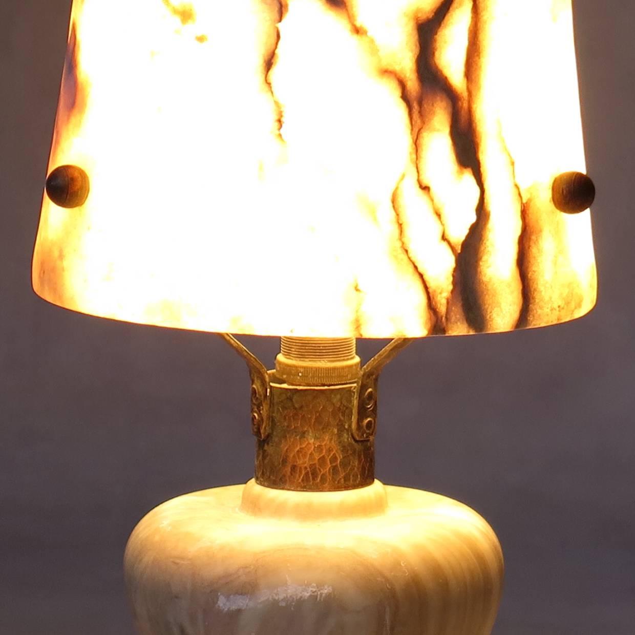 Inconnu Lampe de bureau en mica et cuivre, vers les années 1940 en vente