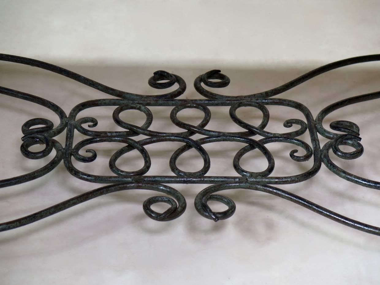 Chic French 1940s Iron and Marble Side Table (2 Available) For Sale 4