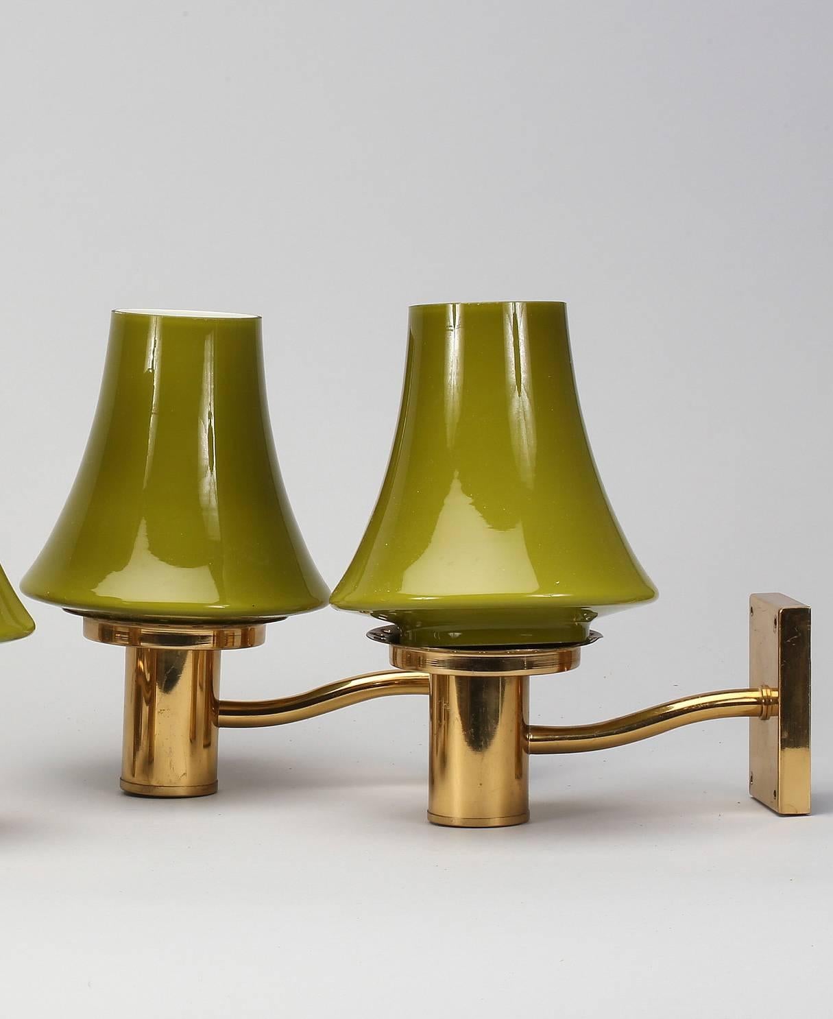 Pair of wall lights designed by Hans-Agne Jakobsson, Sweden, circa 1960s.
Measures: H 9