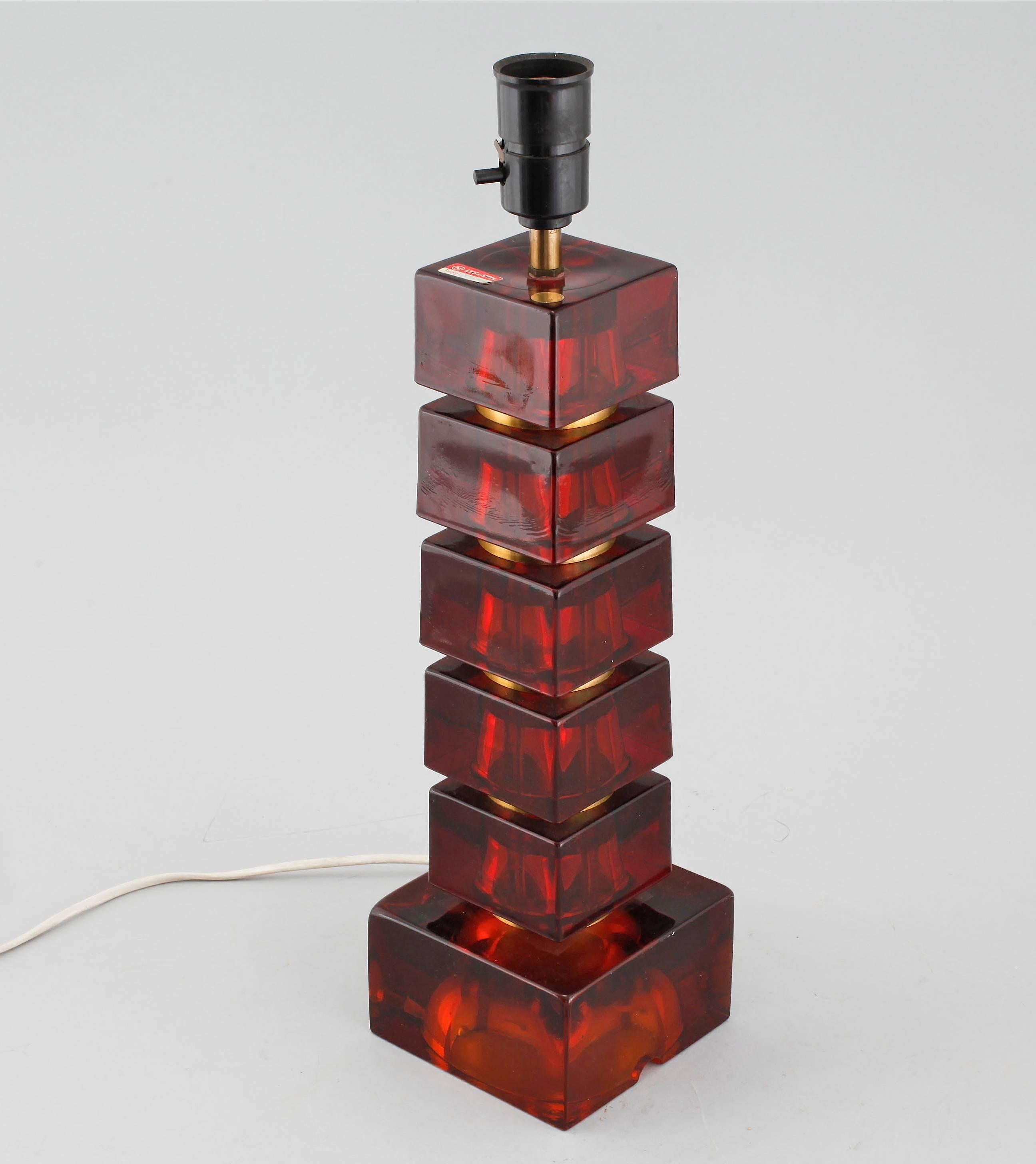A Vintage glass table lamp, Orrefors attributed.
Existing wiring, rewiring available upon request.