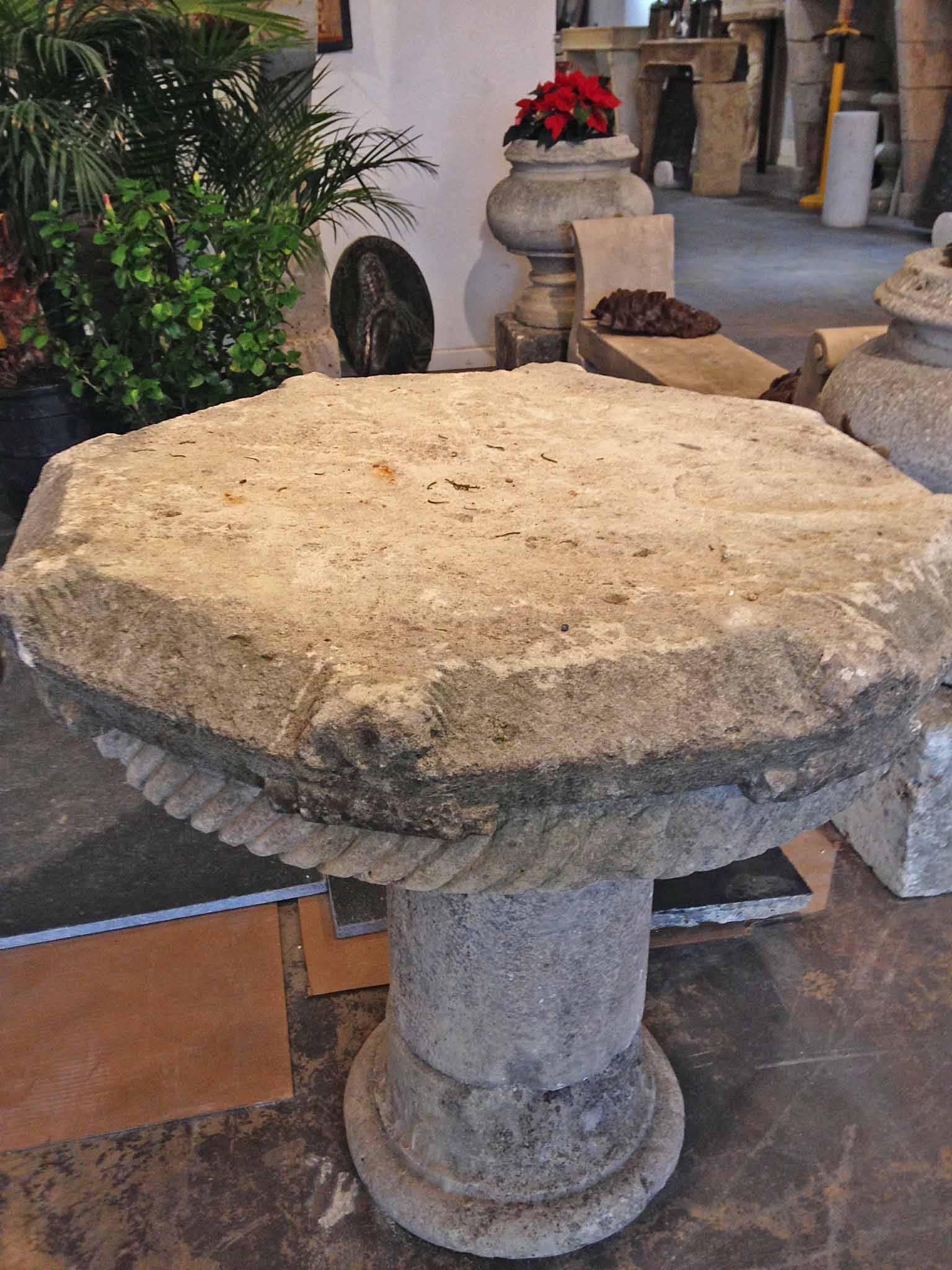 Mid 15th Century French Limestone Garden Table In Good Condition In Dallas, TX