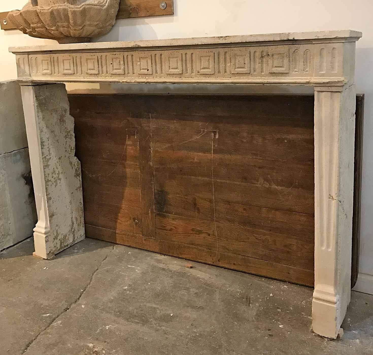 Louis XVI Antique Limestone Mantel In Good Condition In Dallas, TX