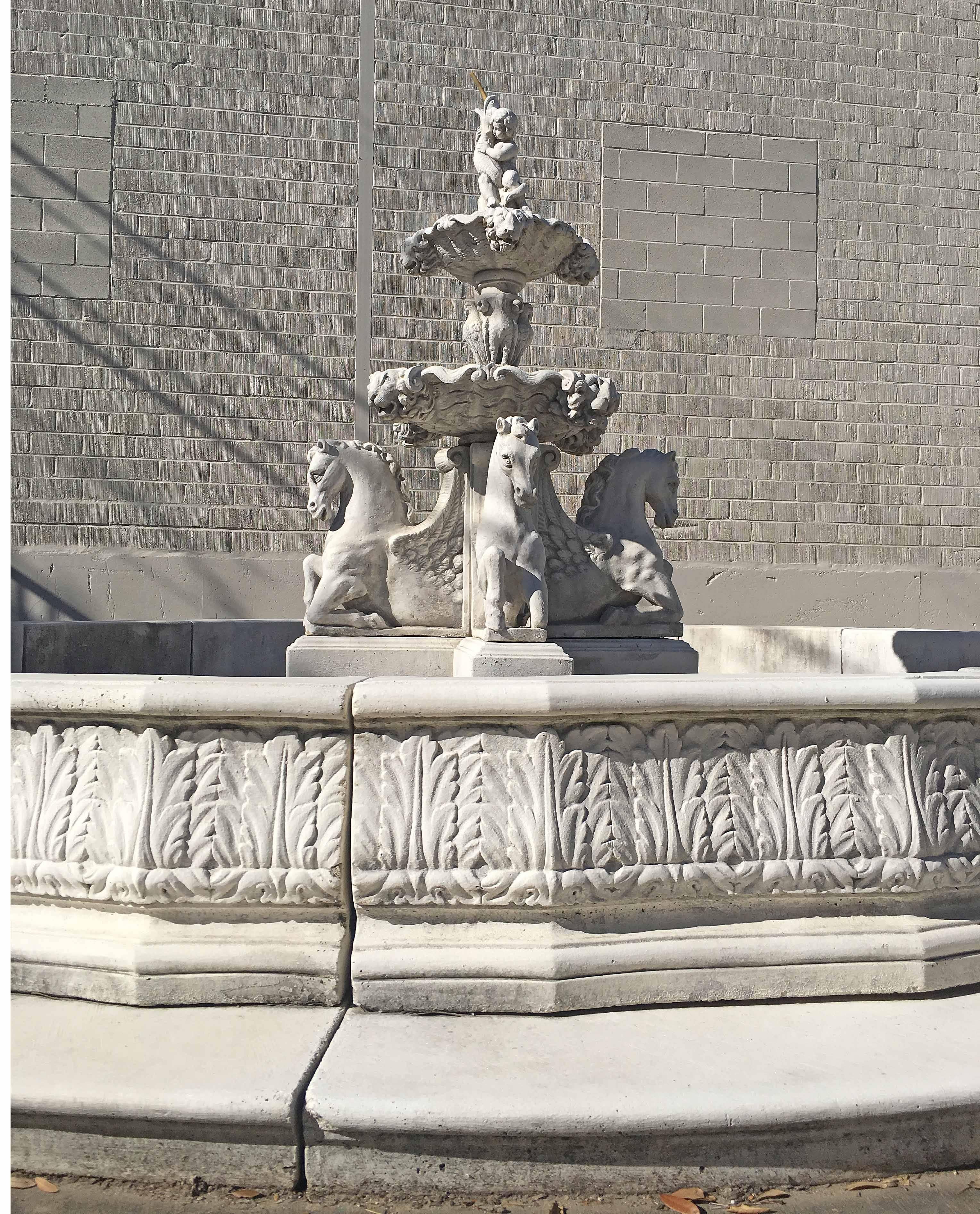 Amazing hand pressed concrete fountain with excellent carving detail throughout, features cherubs, horses and base plate.

Origin:

circa 1960.