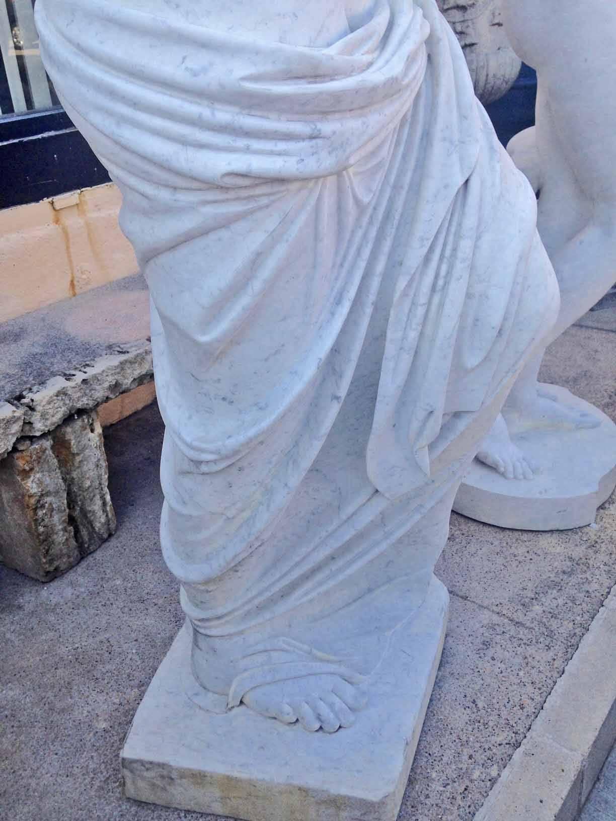 French Antique Venus de Milo Statue