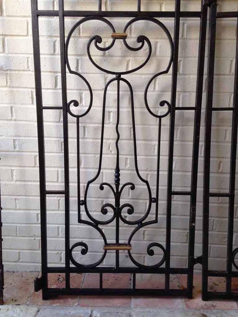 Antique French Garden Gate In Good Condition In Dallas, TX