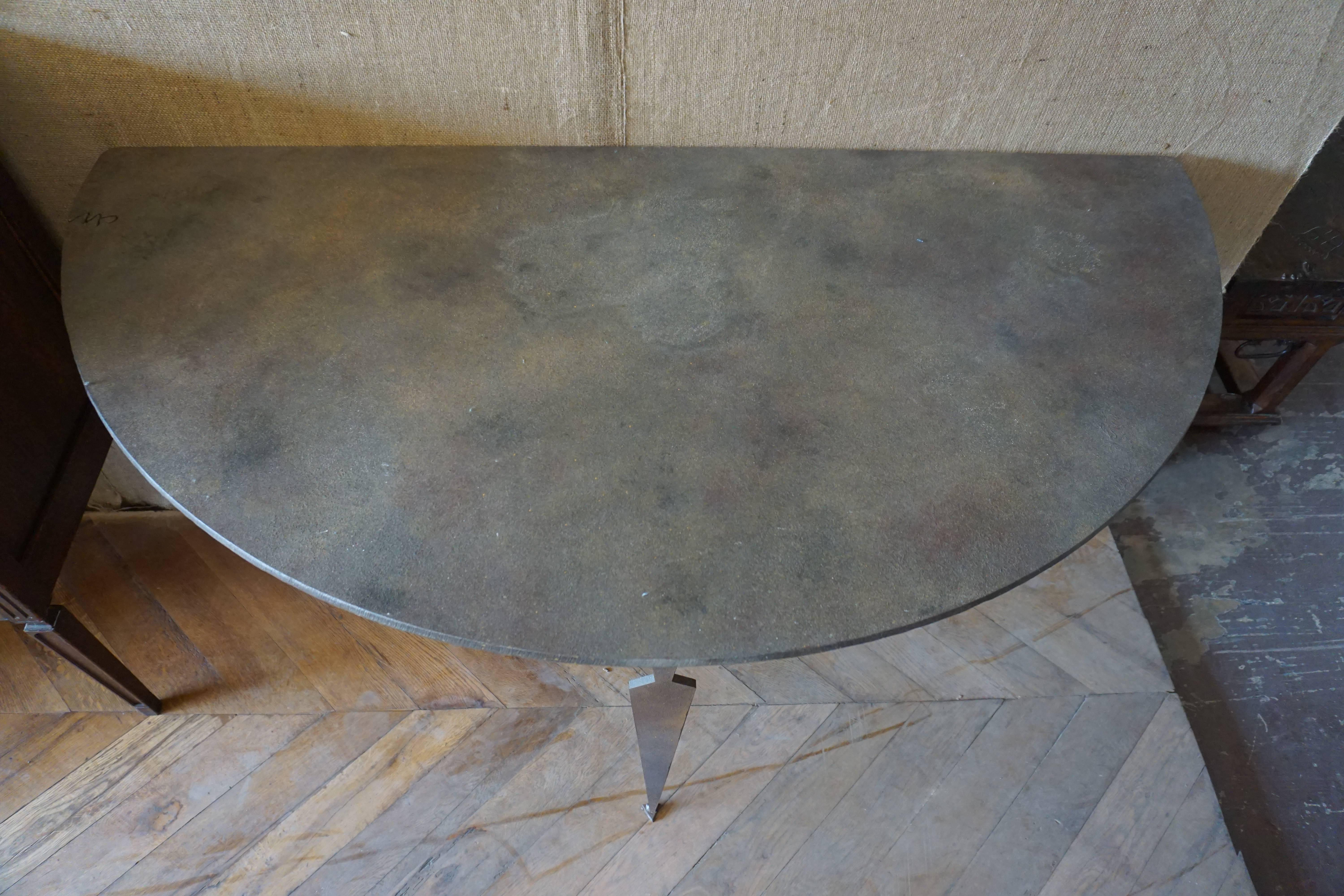 Midcentury Style Iron Table In Excellent Condition For Sale In Dallas, TX