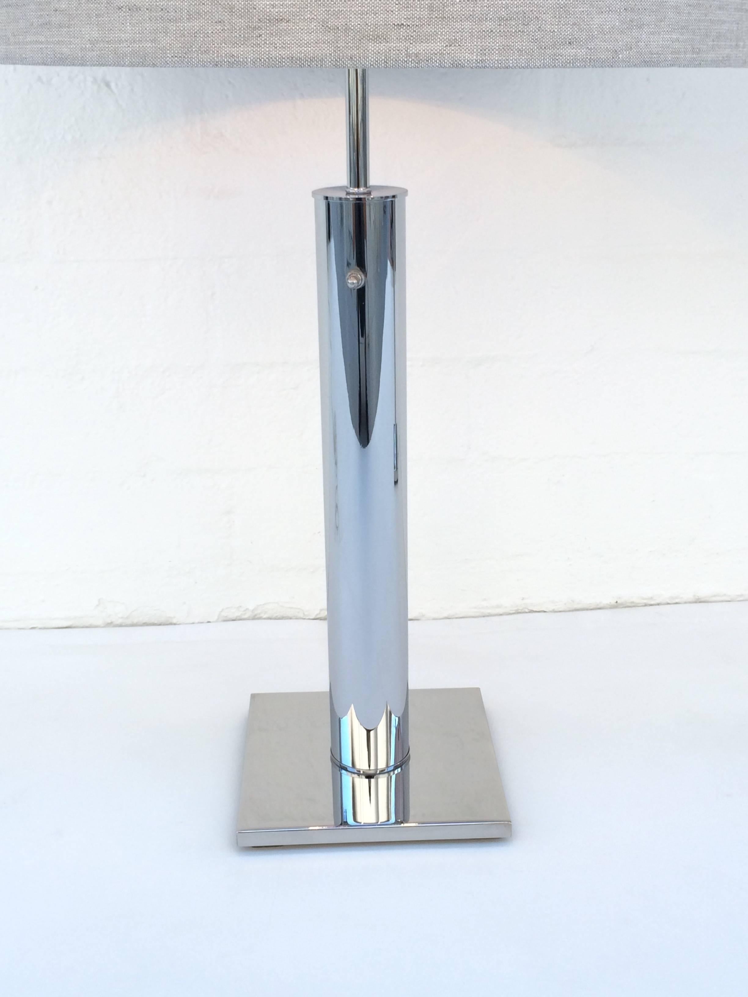 Pair of Polished Chrome Table Lamps by Nessen In Excellent Condition In Palm Springs, CA