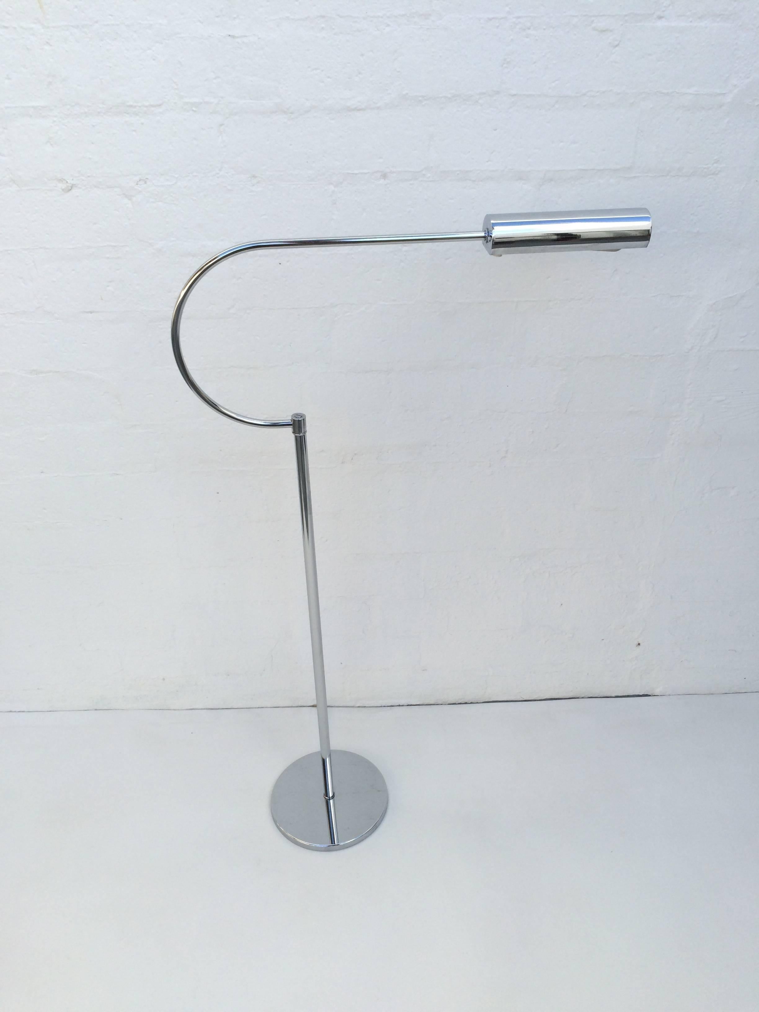 Late 20th Century Rare Polished Chrome Floor Lamp by Raymor