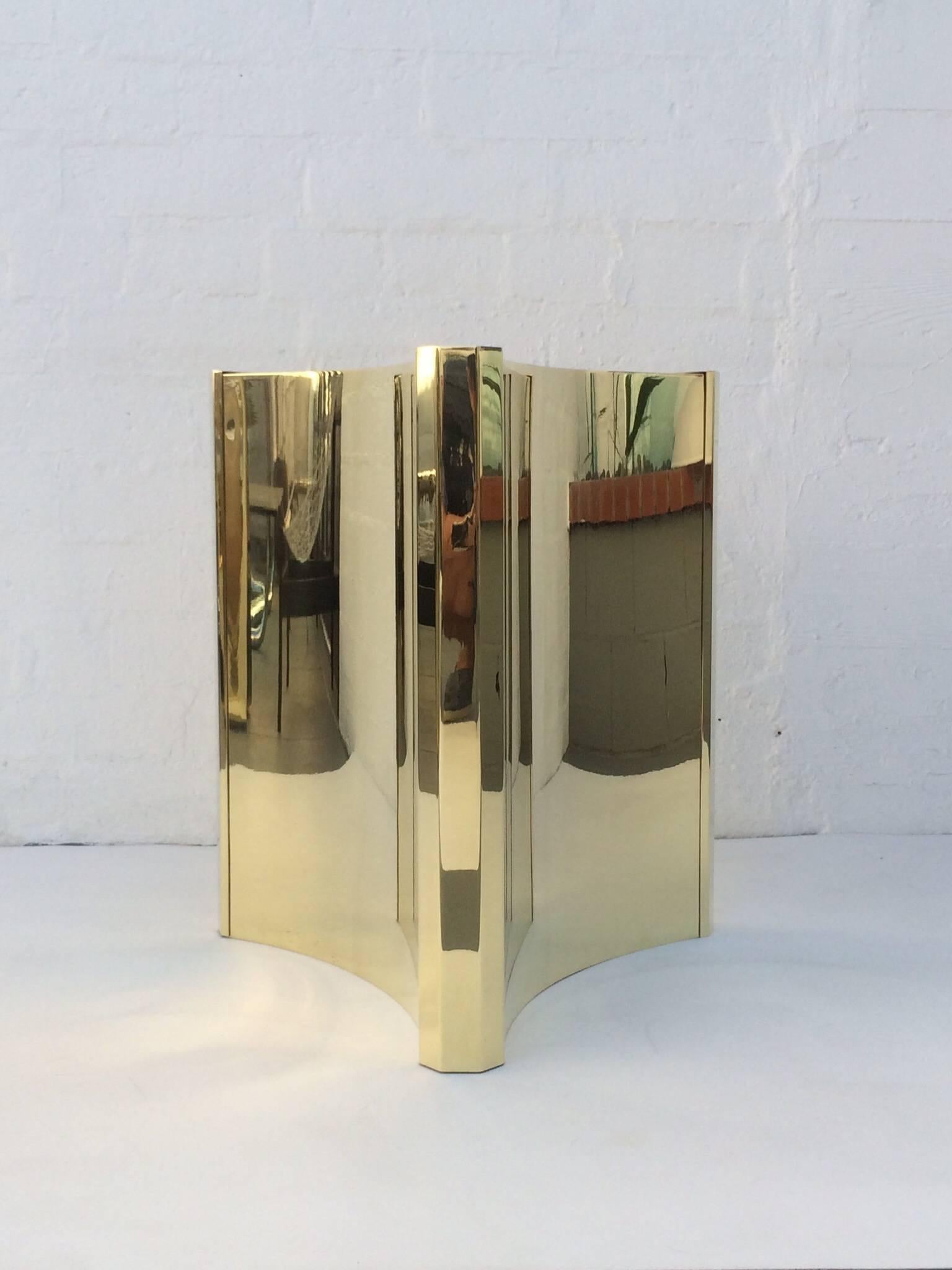 Polished Brass Trifoil Table Base by Mastercraft In Excellent Condition In Palm Springs, CA