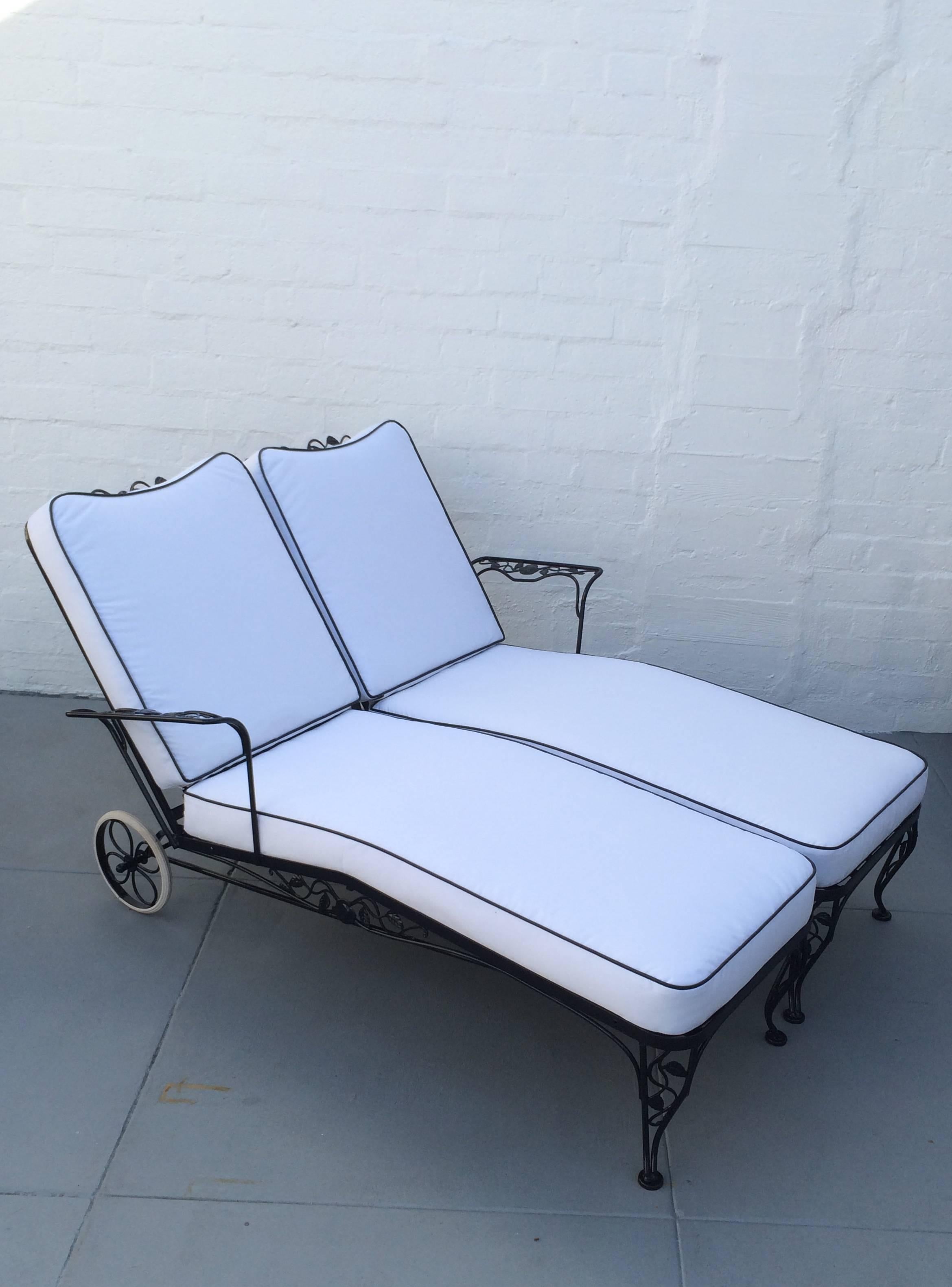 Mid-Century Modern Wrought Iron Lounge Chaise for Two Designed by Russell Woodard