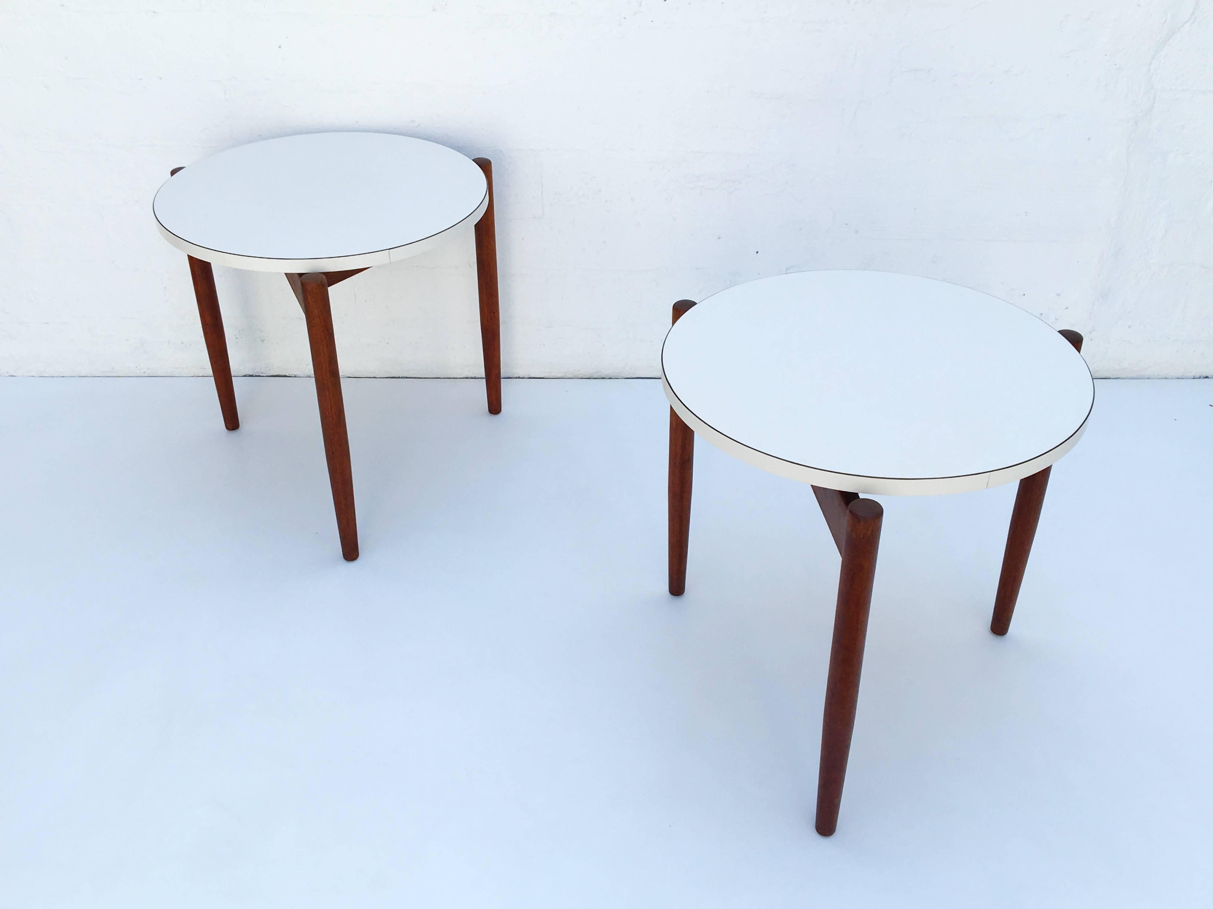 Pair of Walnut Stacking Side Tables by Jens Risom In Excellent Condition In Palm Springs, CA