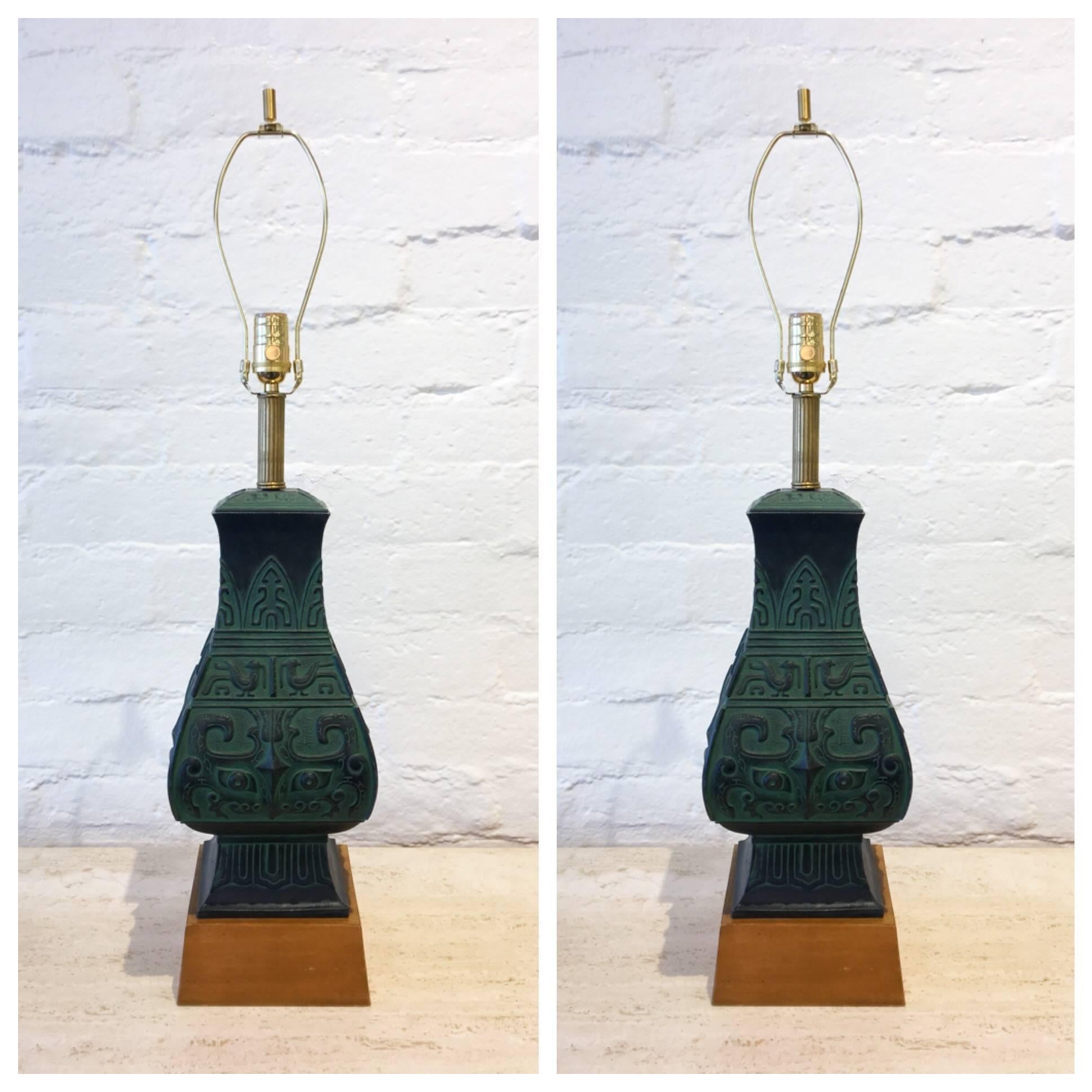 American Pair of Bronze Table Lamps in the Manner of James Mont For Sale