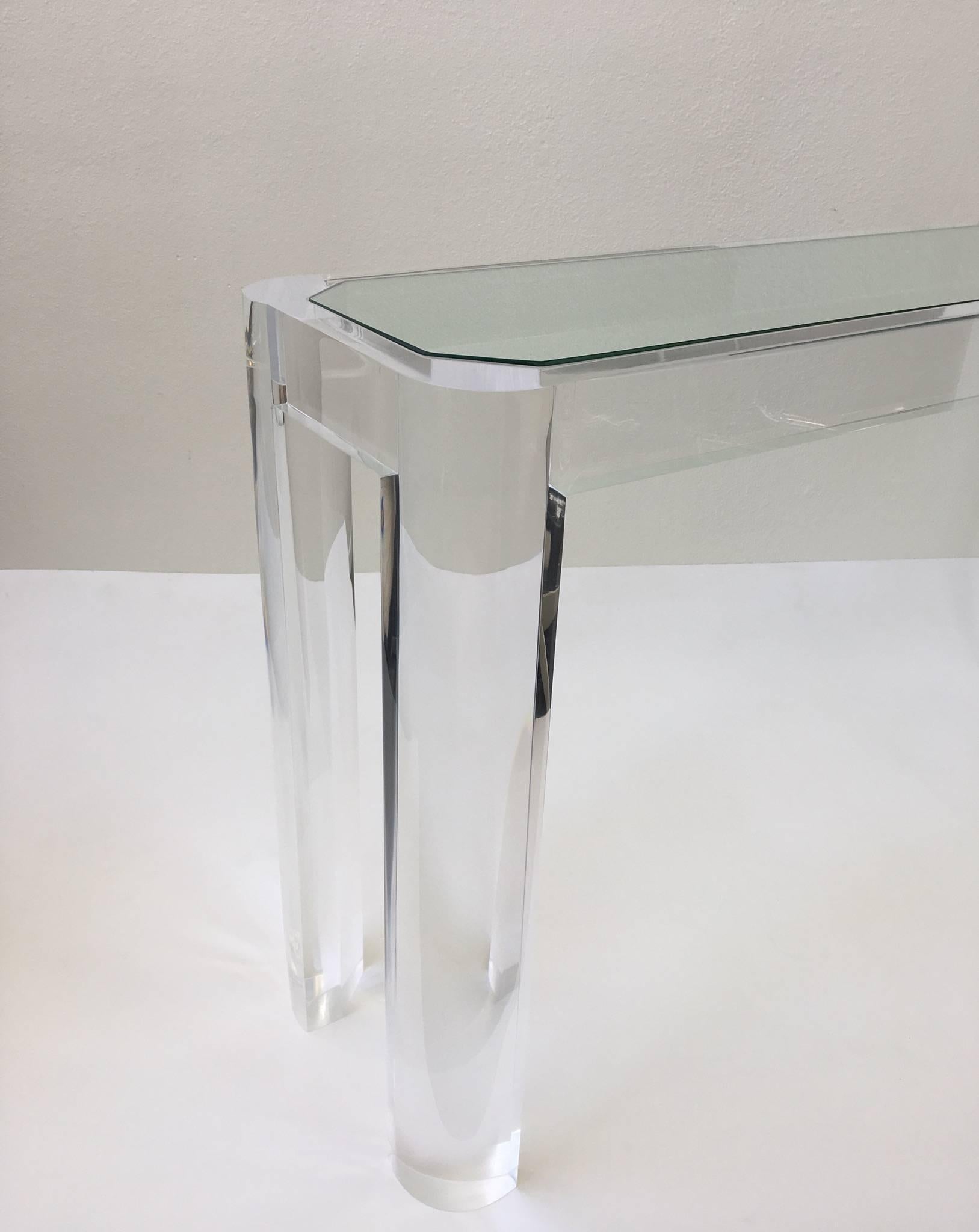 Acrylic and Glass Console Table by Les Prismatiques In Excellent Condition In Palm Springs, CA