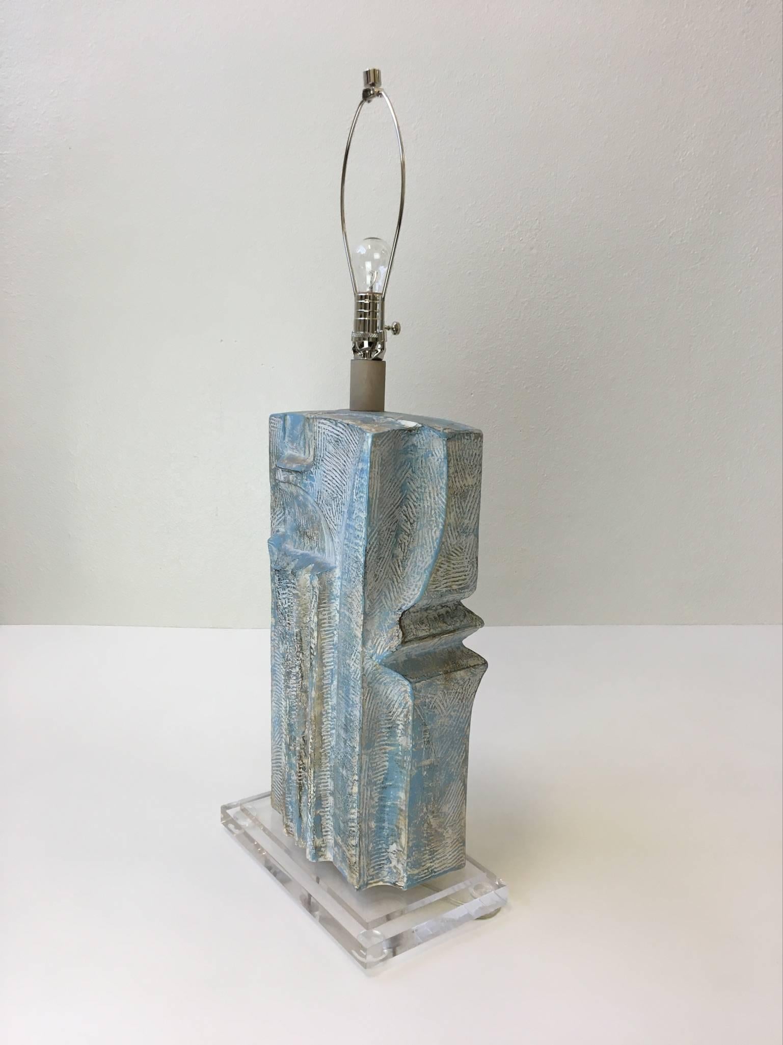 Brutalist Acrylic and Plaster Table Lamp by Casual Lamps In Excellent Condition In Palm Springs, CA
