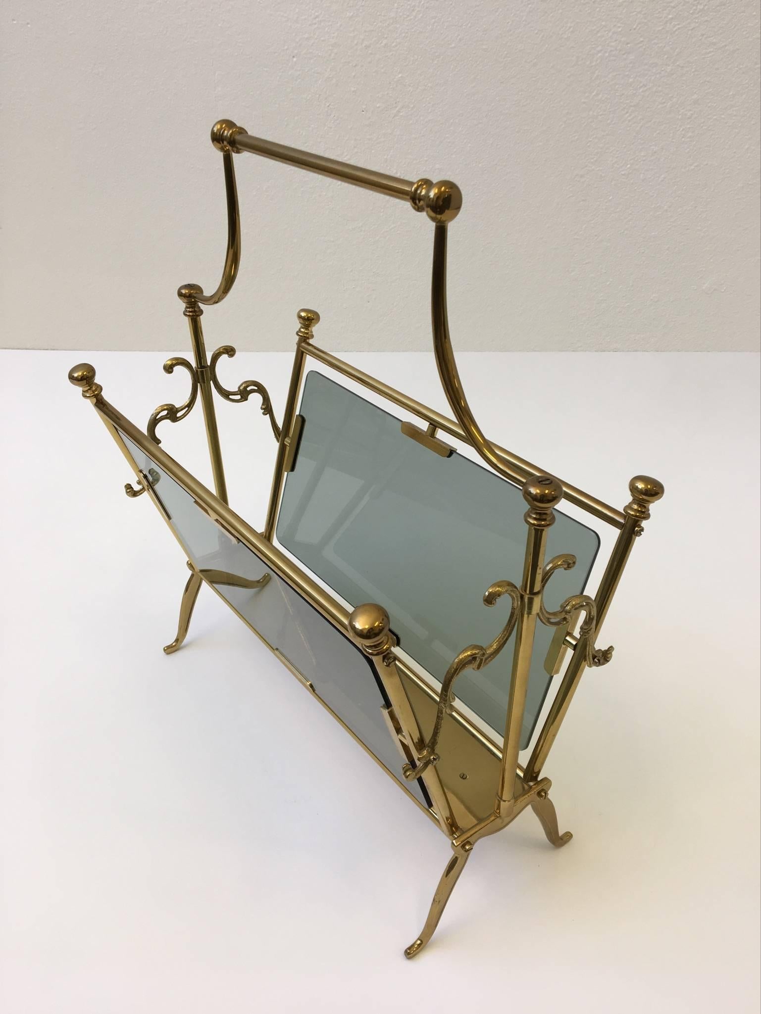 Italian Brass and Smoked Glass Magazine Holder by Maison Baguès In Excellent Condition For Sale In Palm Springs, CA
