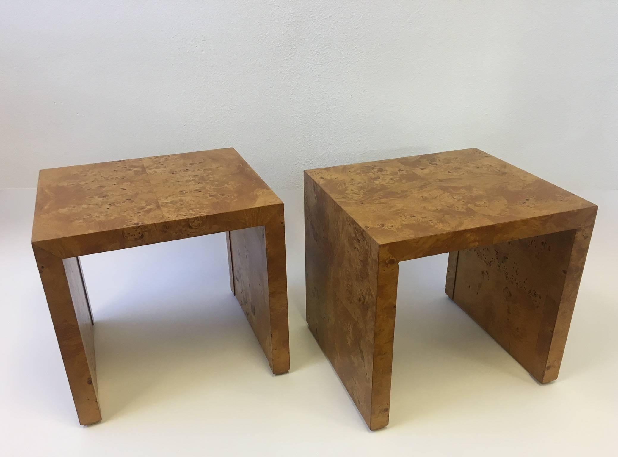 American Pair of Burl Wood Side Tables or Nightstands by Milo Baughman