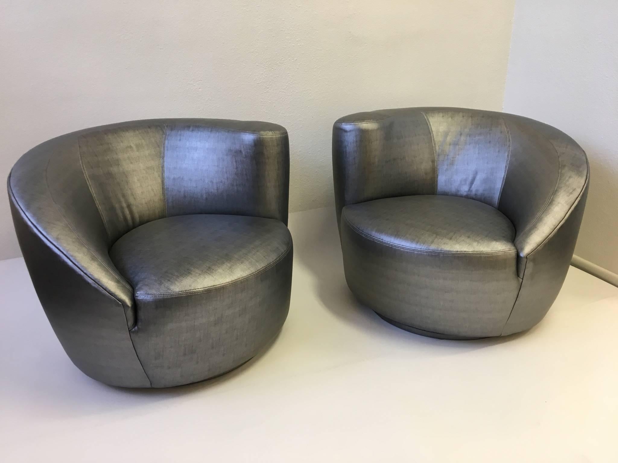Pair of Swivel Lounge Chair and Ottoman by Vladimir Kagan for Directional 1