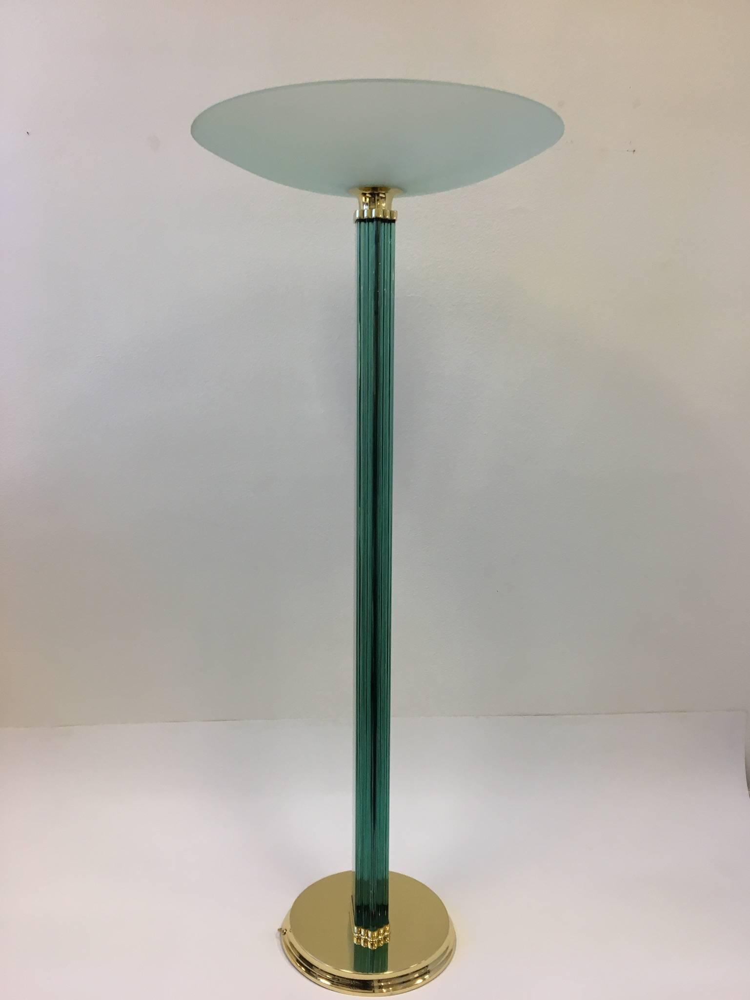 Italian Glass and Polished Brass Torchiere in the Style of Fontana Arte For Sale 3