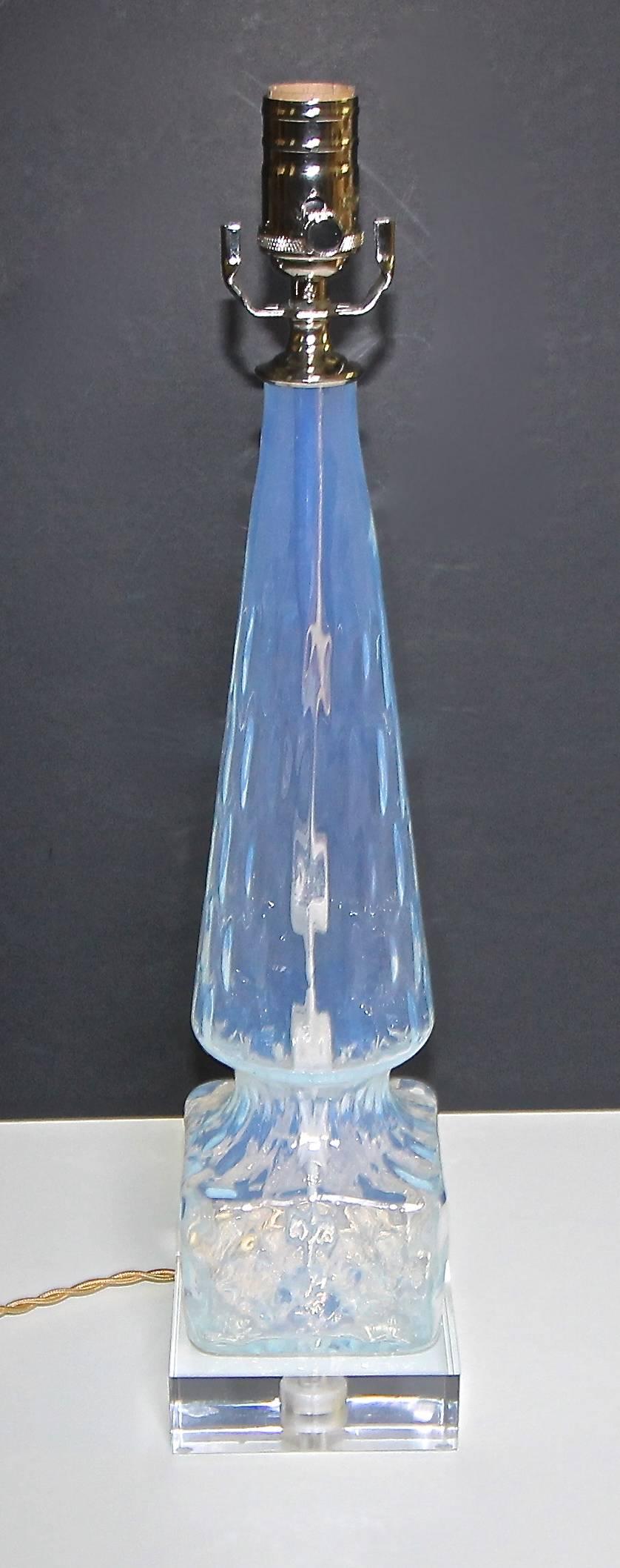 Murano Italian Opalescent Glass Lamp In Good Condition For Sale In Dallas, TX