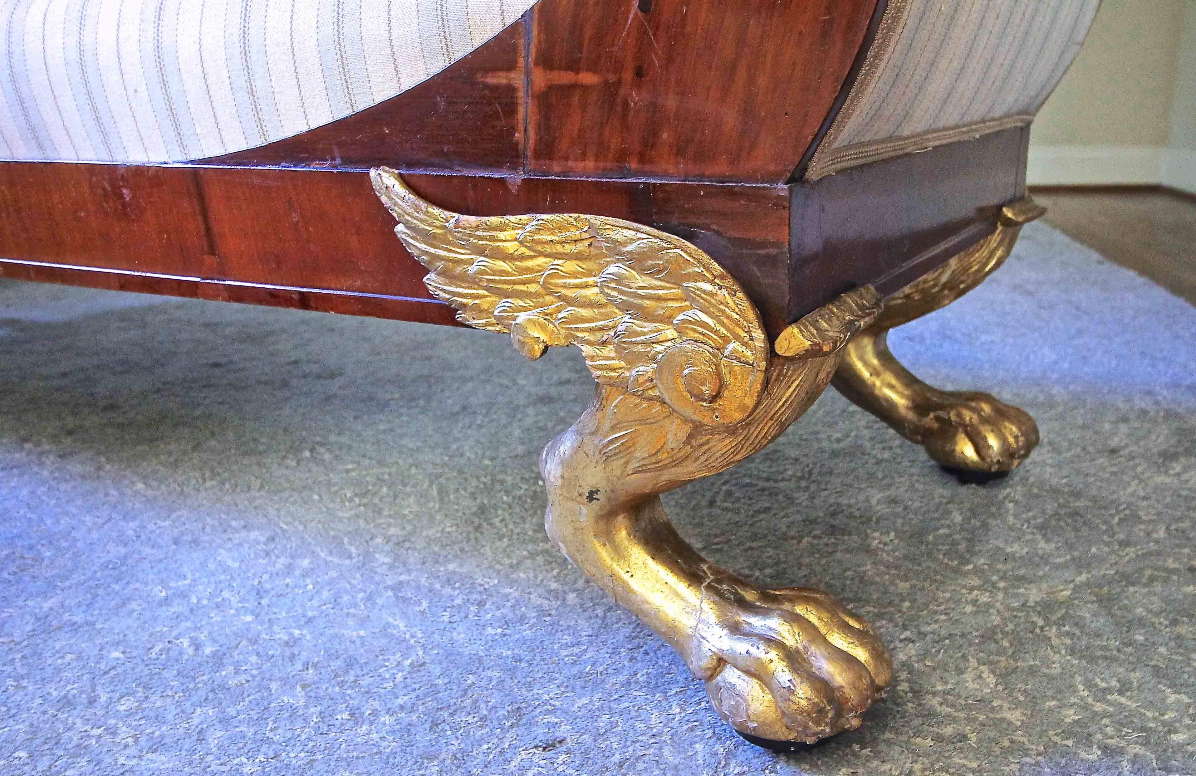 Rare Swedish Empire 19th Century Gilt Paw Foot Chaise Longue Recamier im Zustand „Gut“ in Palm Springs, CA