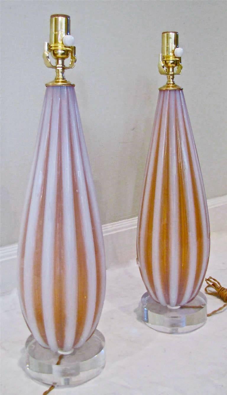 Pair Murano Italian Opalescent Ribbed Glass Table Lamps by Toso In Excellent Condition In Palm Springs, CA
