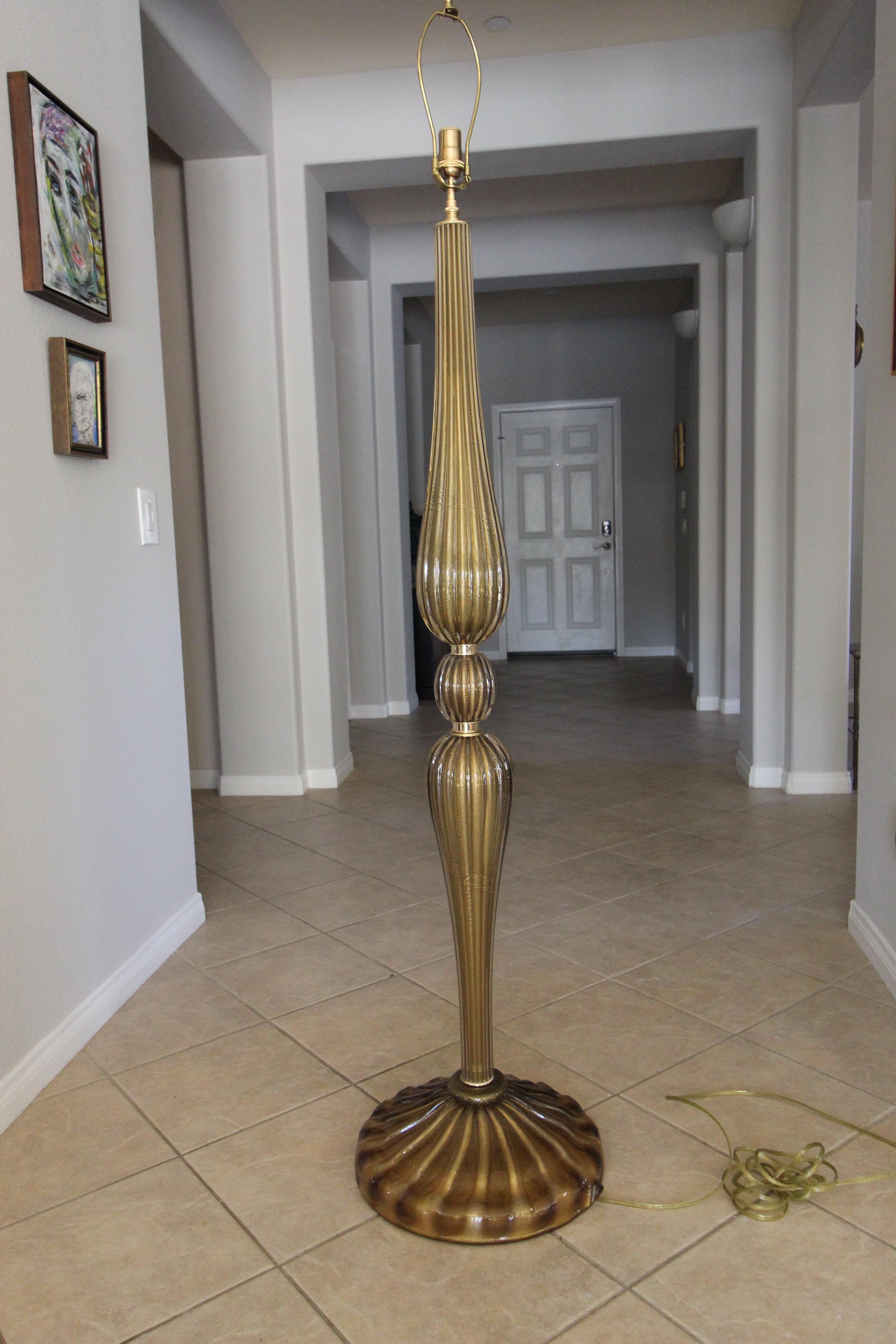 Murano Bronze and Gold Glass Floor Lamp In Good Condition In Palm Springs, CA