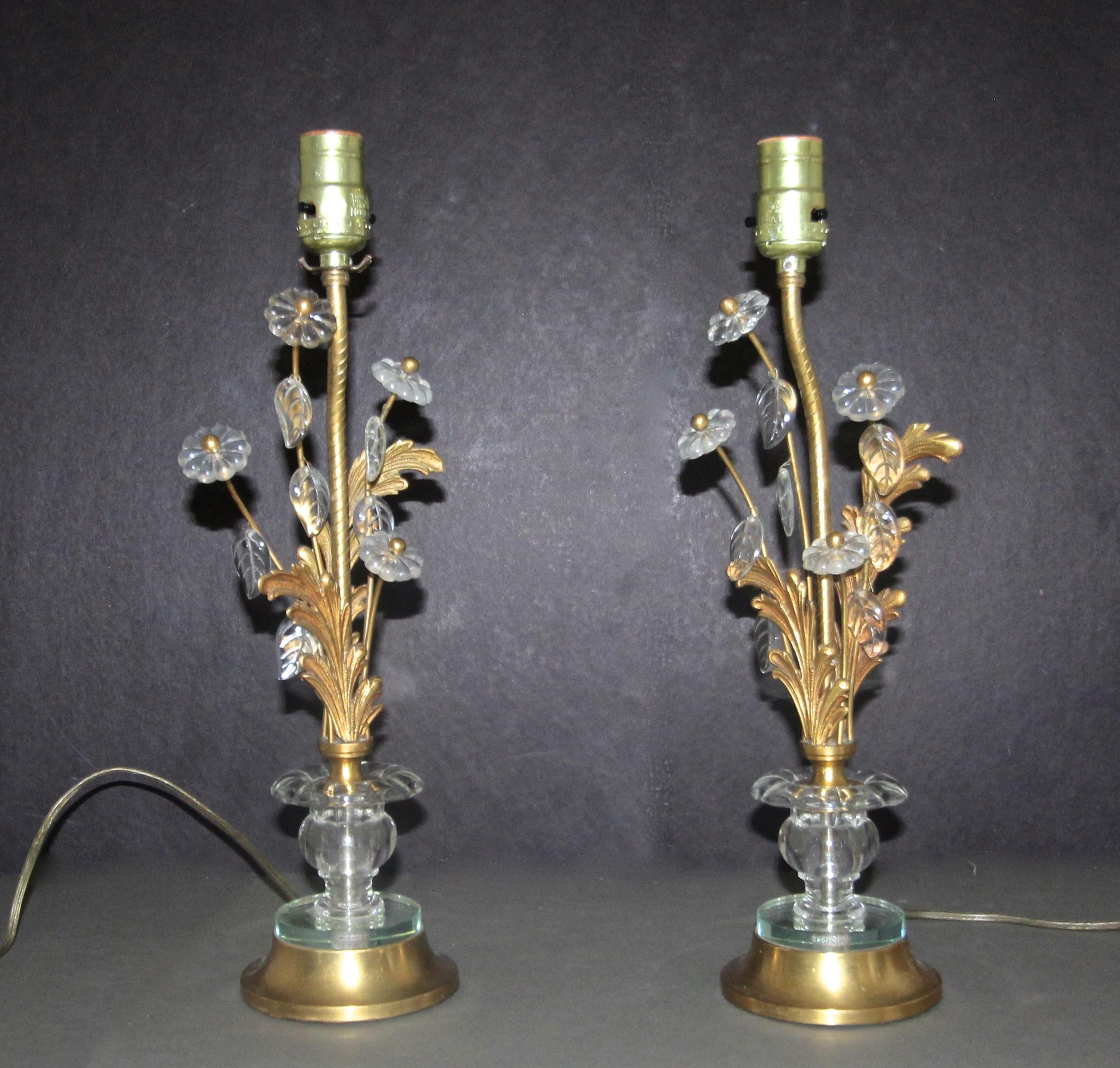 Louis XVI Pair of Baguès Style French Brass Flower and Leaf Table Lamps