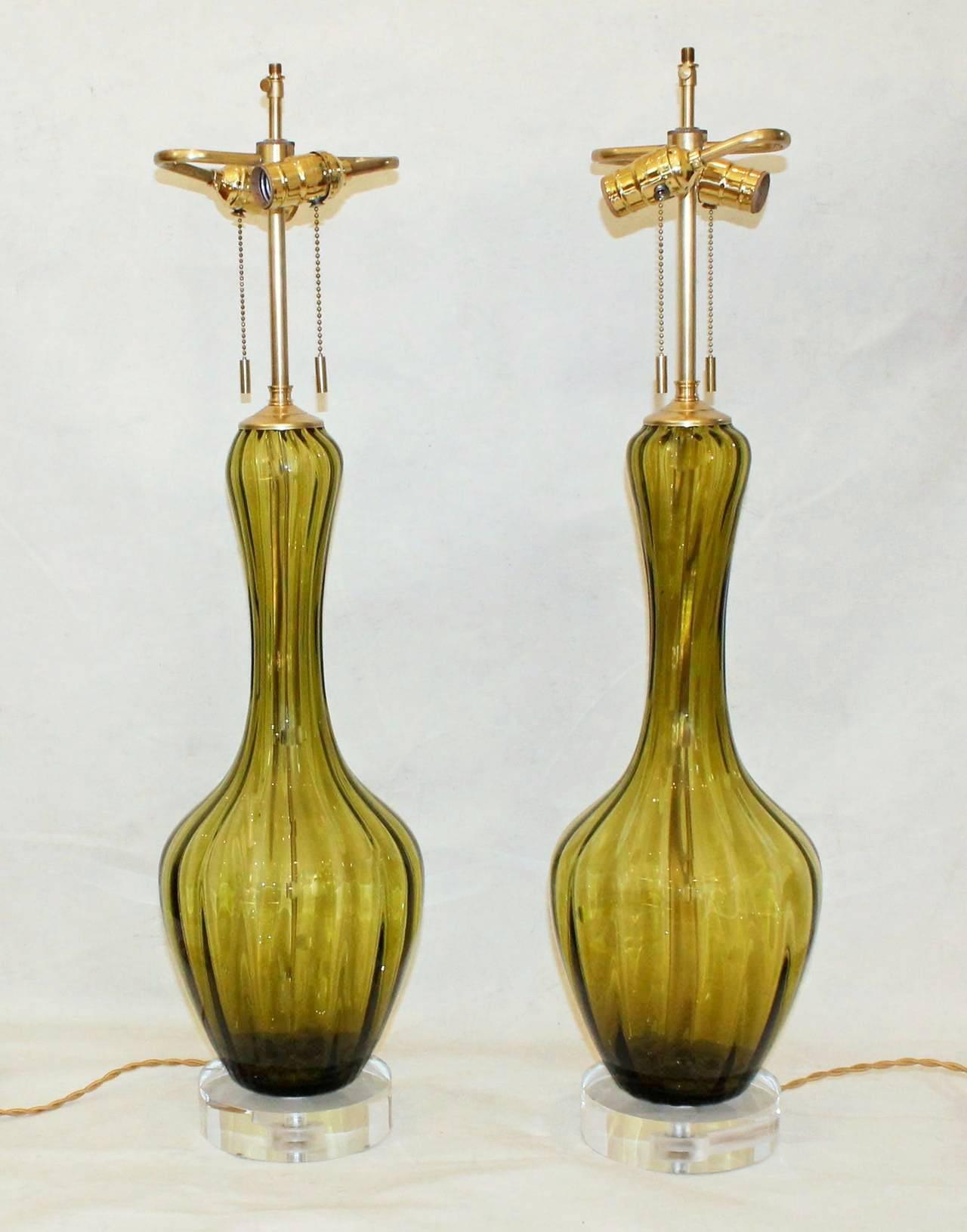 Pair of Absinthe Green Colored Italian Glass Lamps For Sale 1
