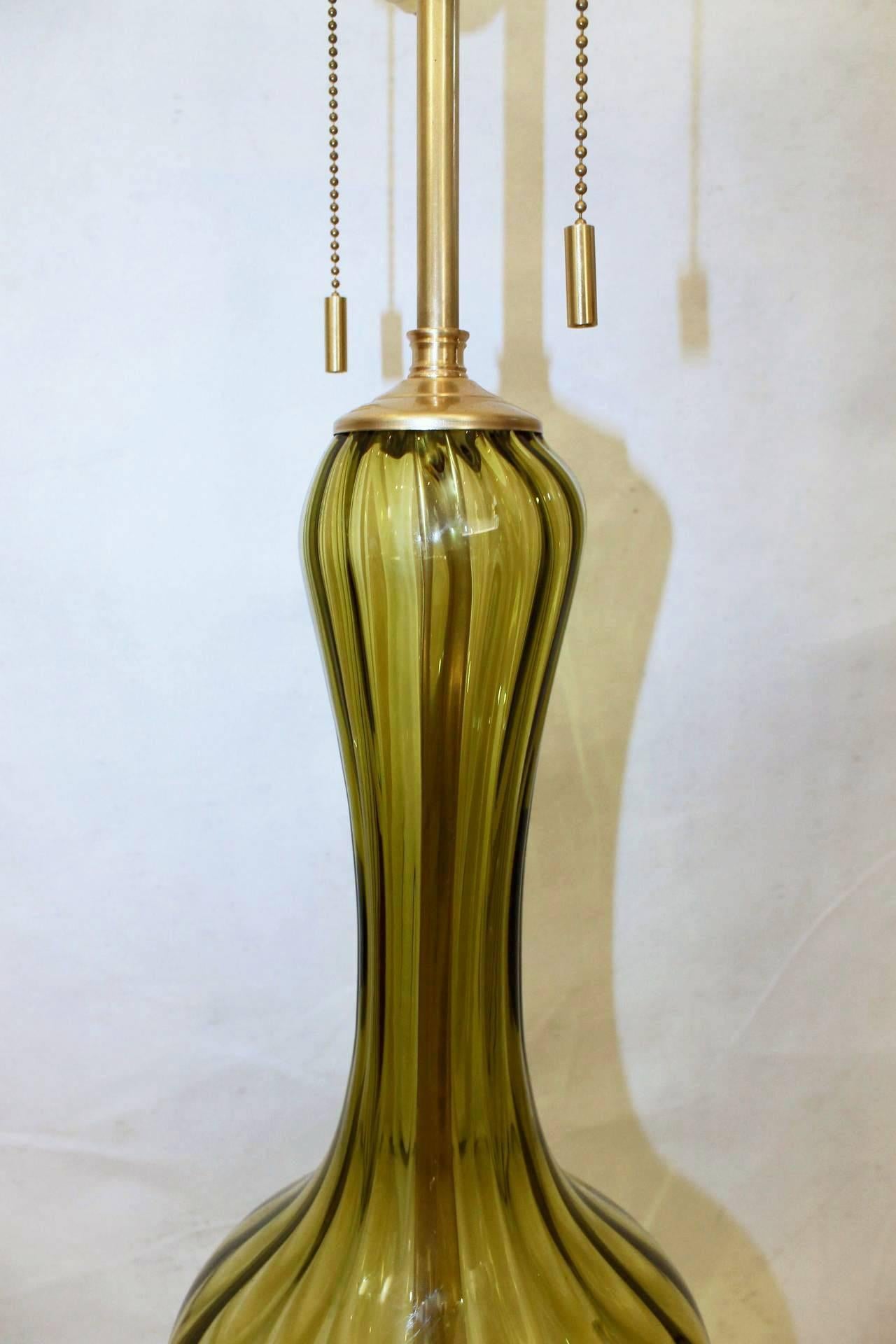 Pair of Absinthe Green Colored Italian Glass Lamps For Sale 2