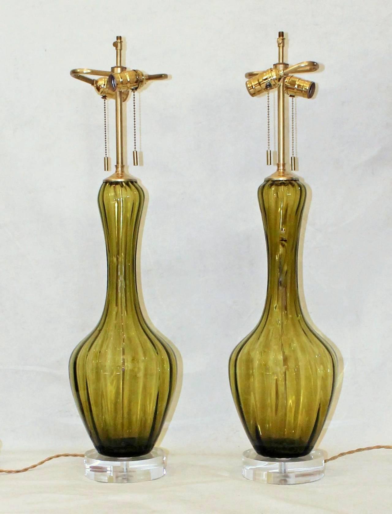 Pair of Absinthe Green Colored Italian Glass Lamps For Sale 4