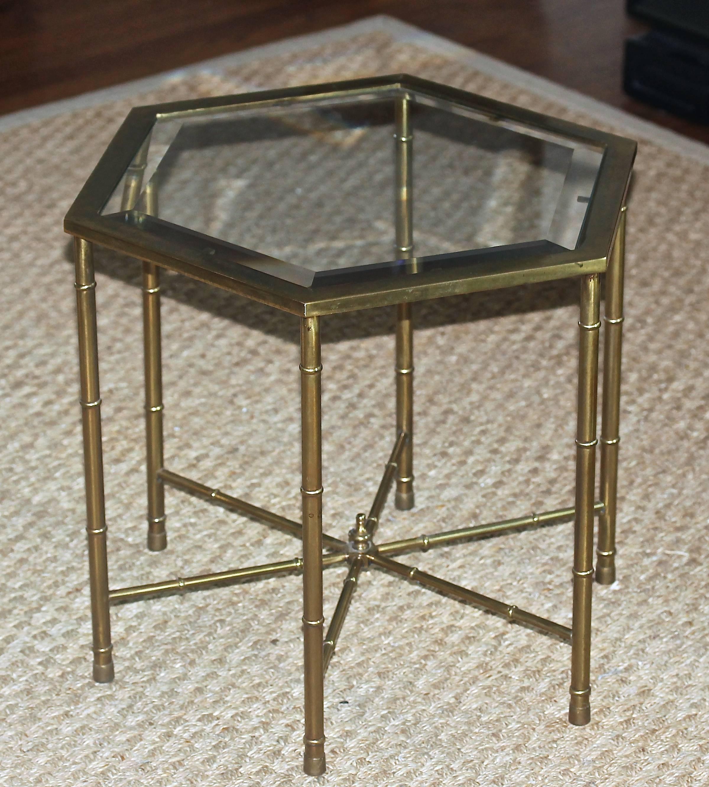 Four Mastercraft Faux Bamboo Hexagonal Brass Side Tables In Good Condition In Palm Springs, CA
