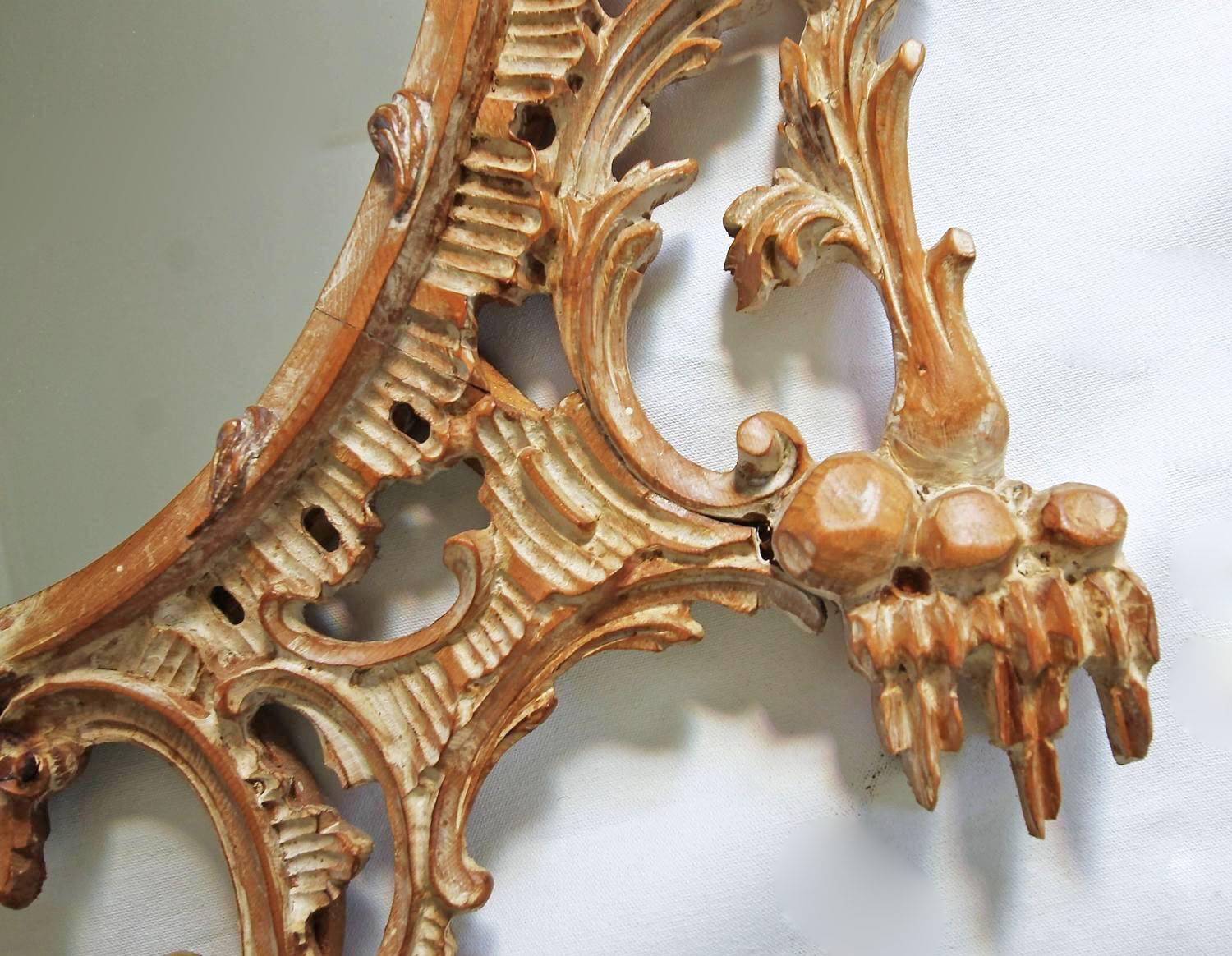 pagoda style mirror