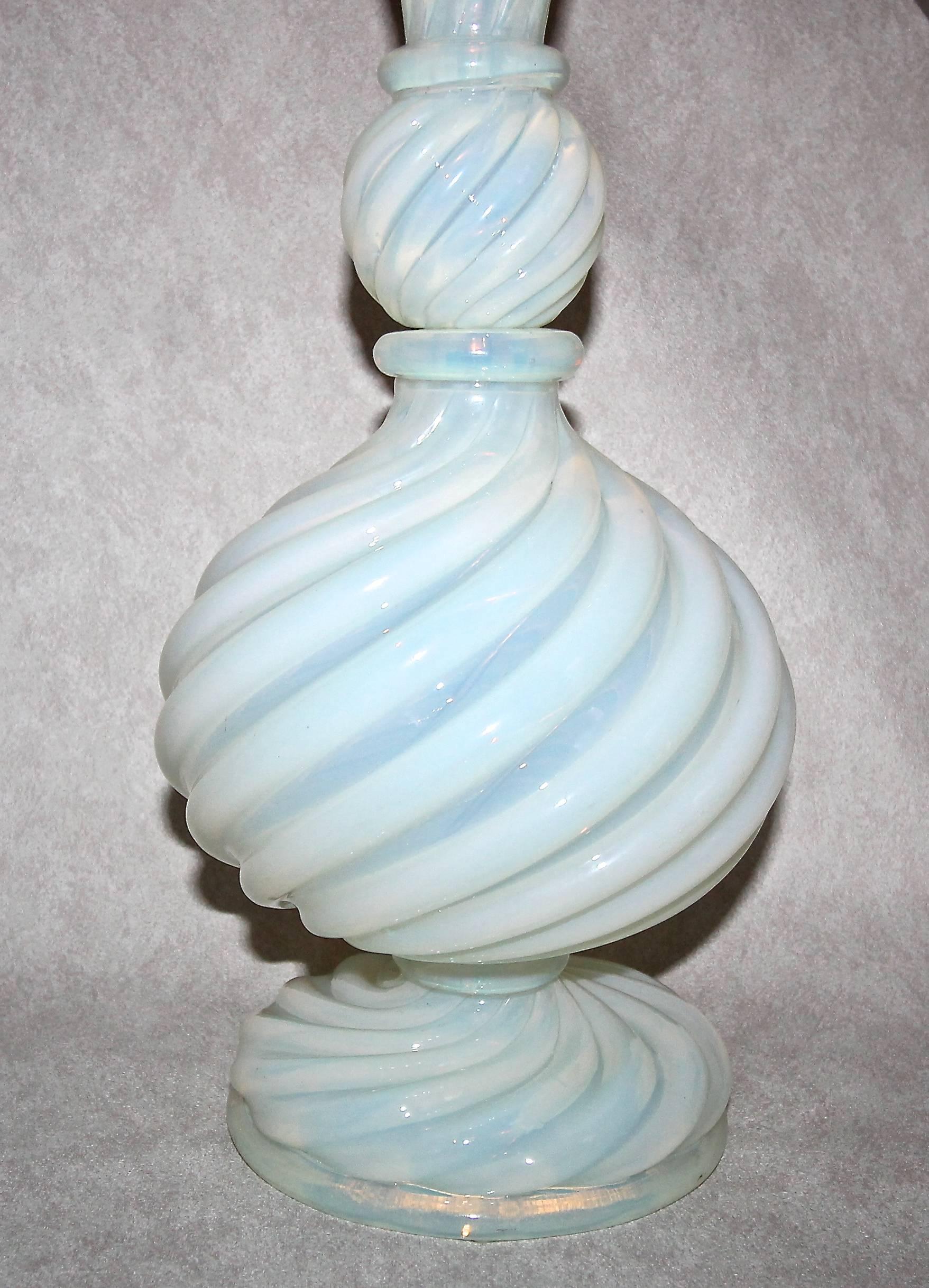 Rare Barovier & Toso Murano Opalescent Glass Table Lamp In Good Condition In Palm Springs, CA