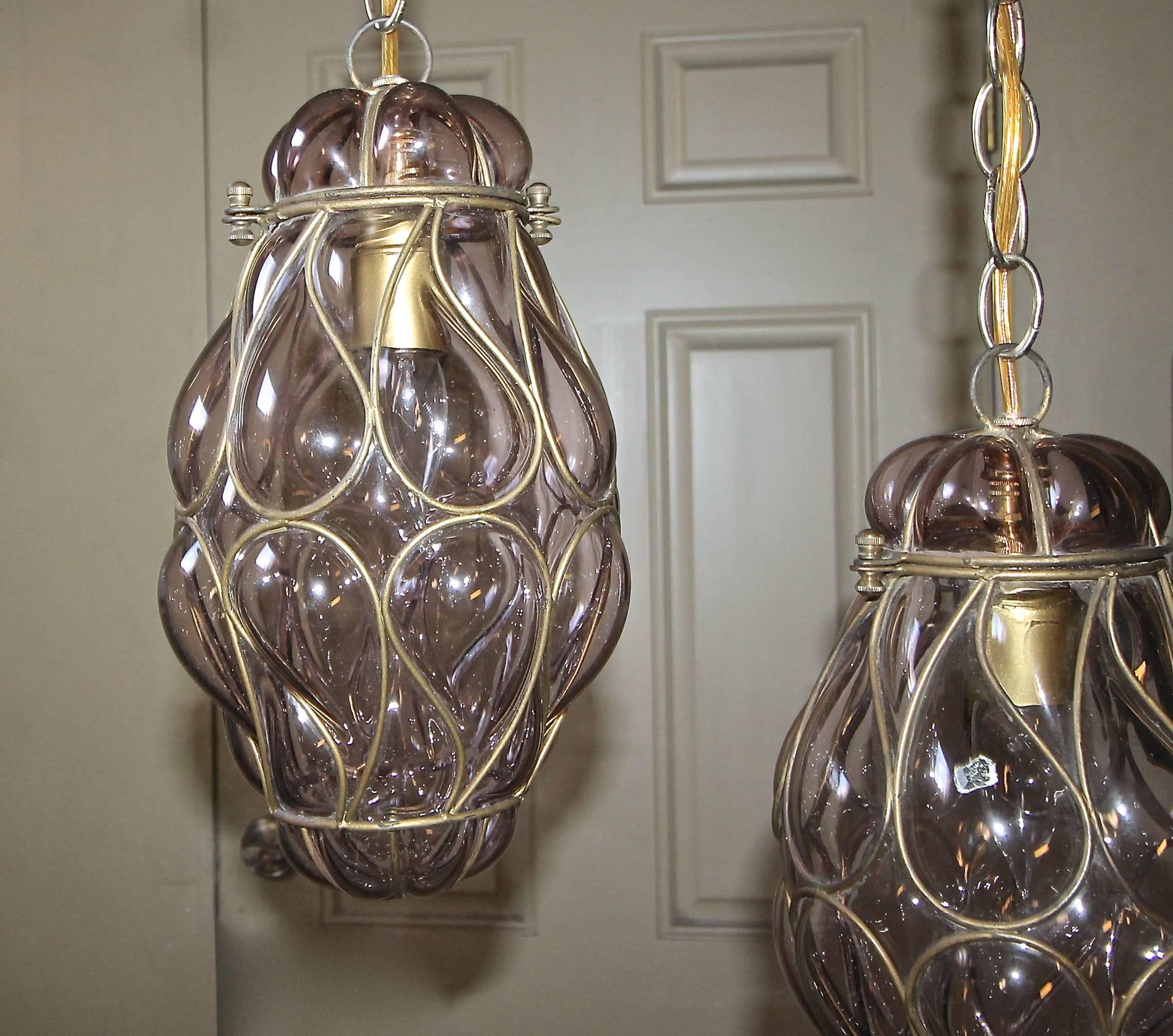 Pair of Venetian Murano Amethyst Caged Glass Pendant or Lantern Ceiling Lights In Good Condition In Palm Springs, CA