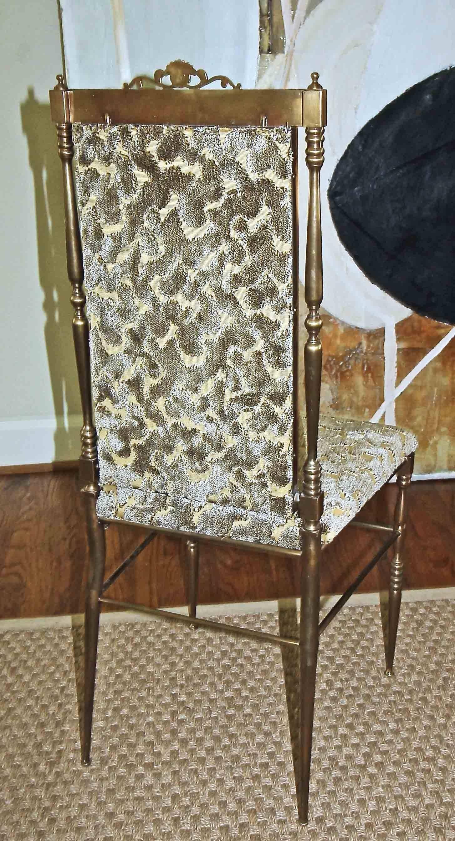 Pair of Chiavari Italian Neoclassic Brass Side Chairs For Sale 3