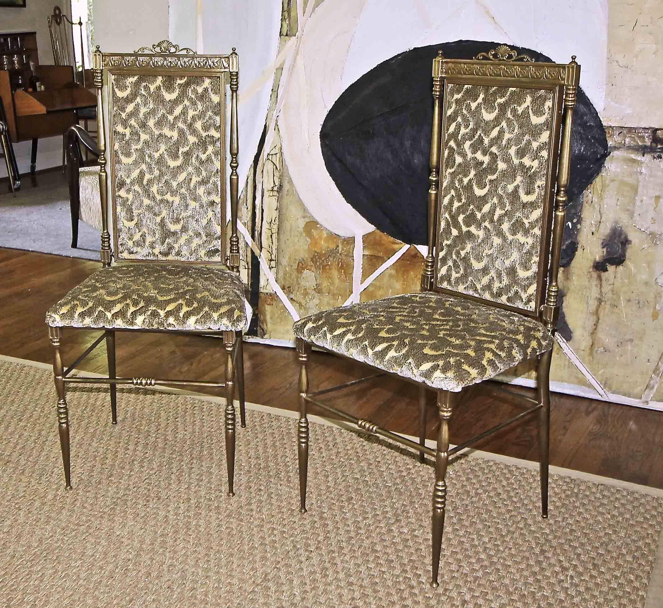 Pair of Chiavari Italian Neoclassic Brass Side Chairs For Sale 1