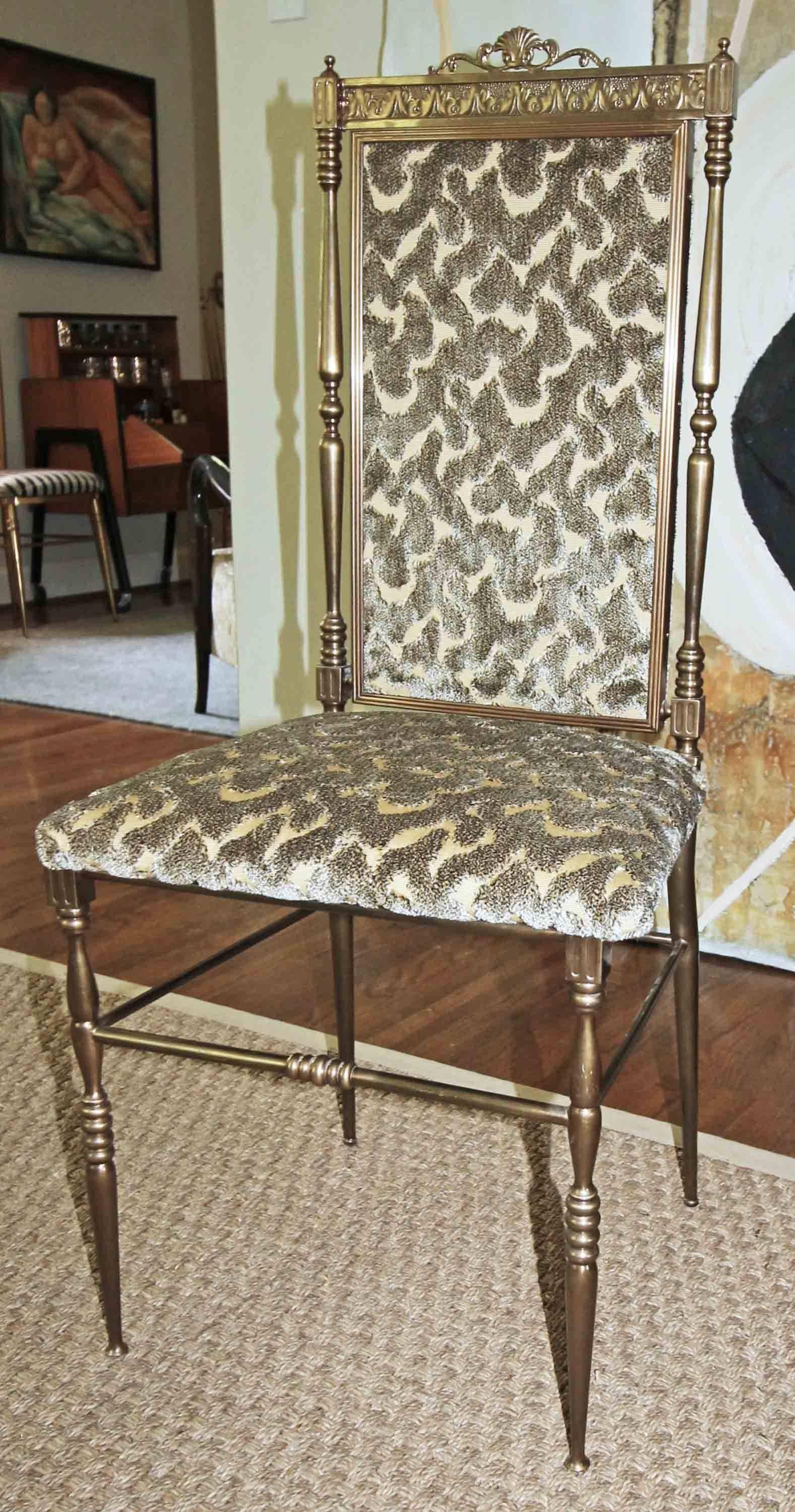 Pair of Chiavari Italian Neoclassic Brass Side Chairs For Sale 2