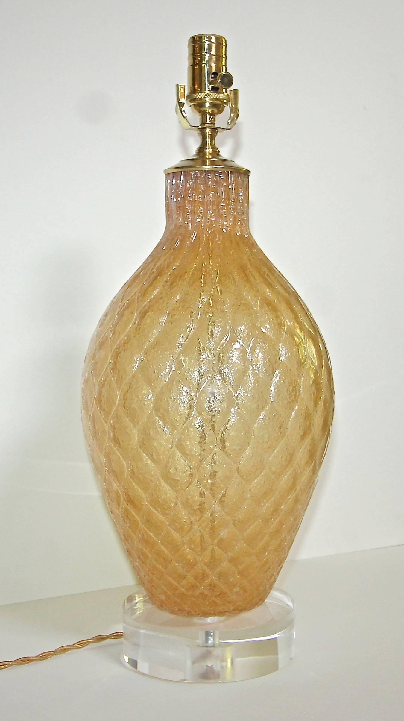 Murano Amber Glass Galliano Ferro Diamond Pattern Table Lamp For Sale 2