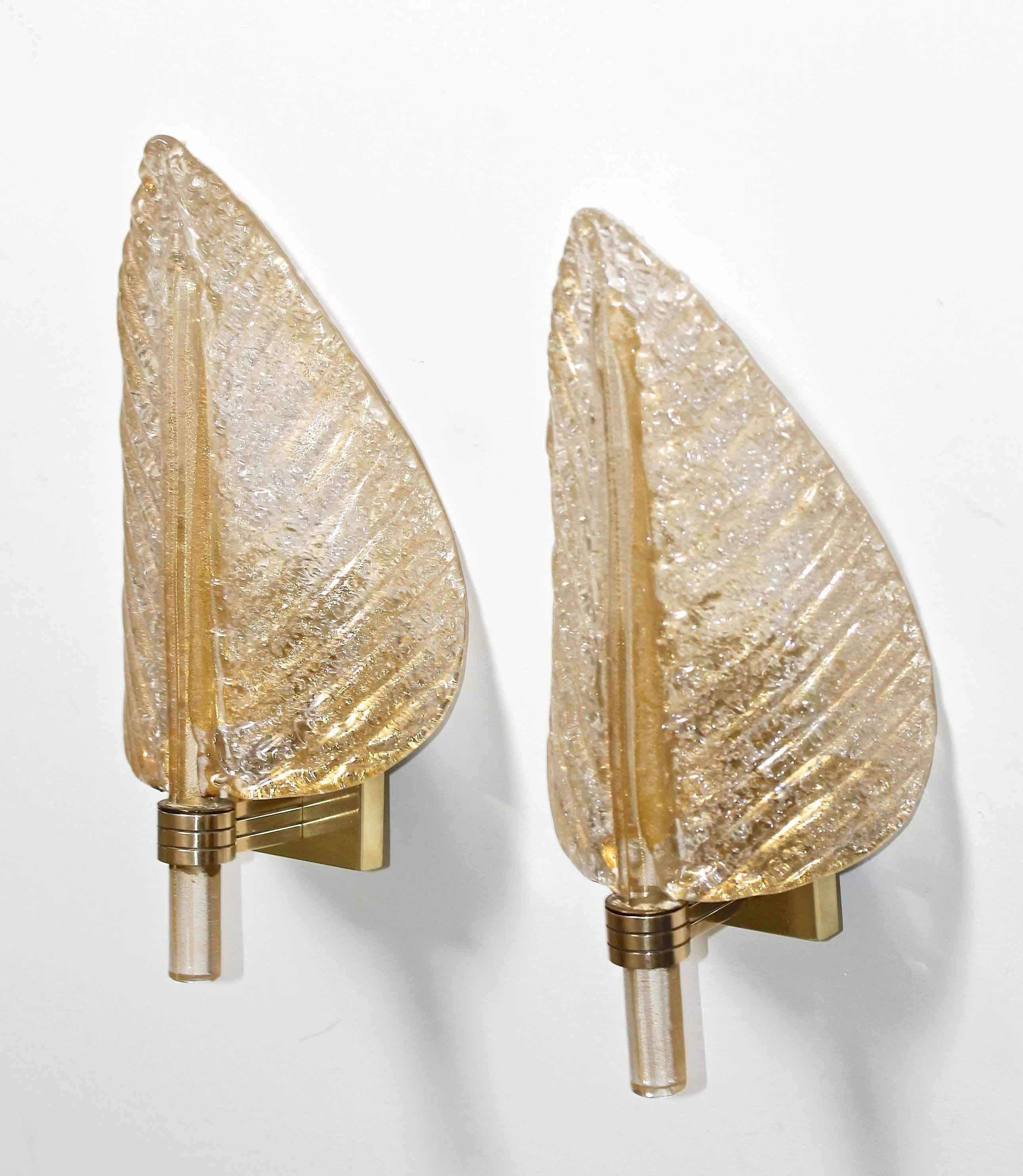 Pair of Barovier & Toso Murano Glass Plume Leaf Wall Sconces 4