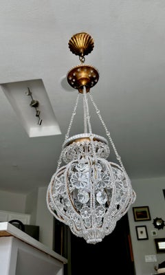 Lampadario a cesto con pendenti in perline di cristallo di Sherle Wagner, con baldacchino decorato con perline