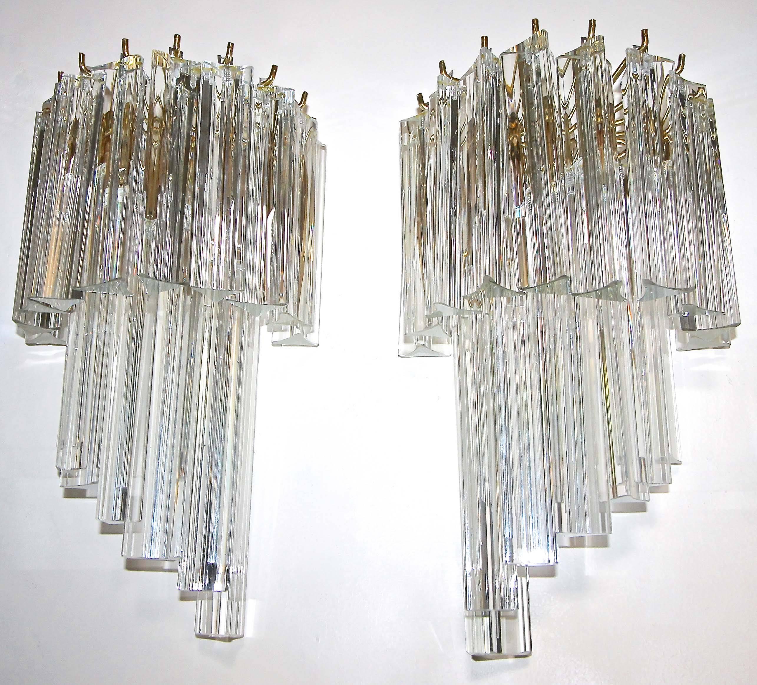 Late 20th Century Pair of Venini Style Italian Triedi Glass Prism Wall Sconces For Sale