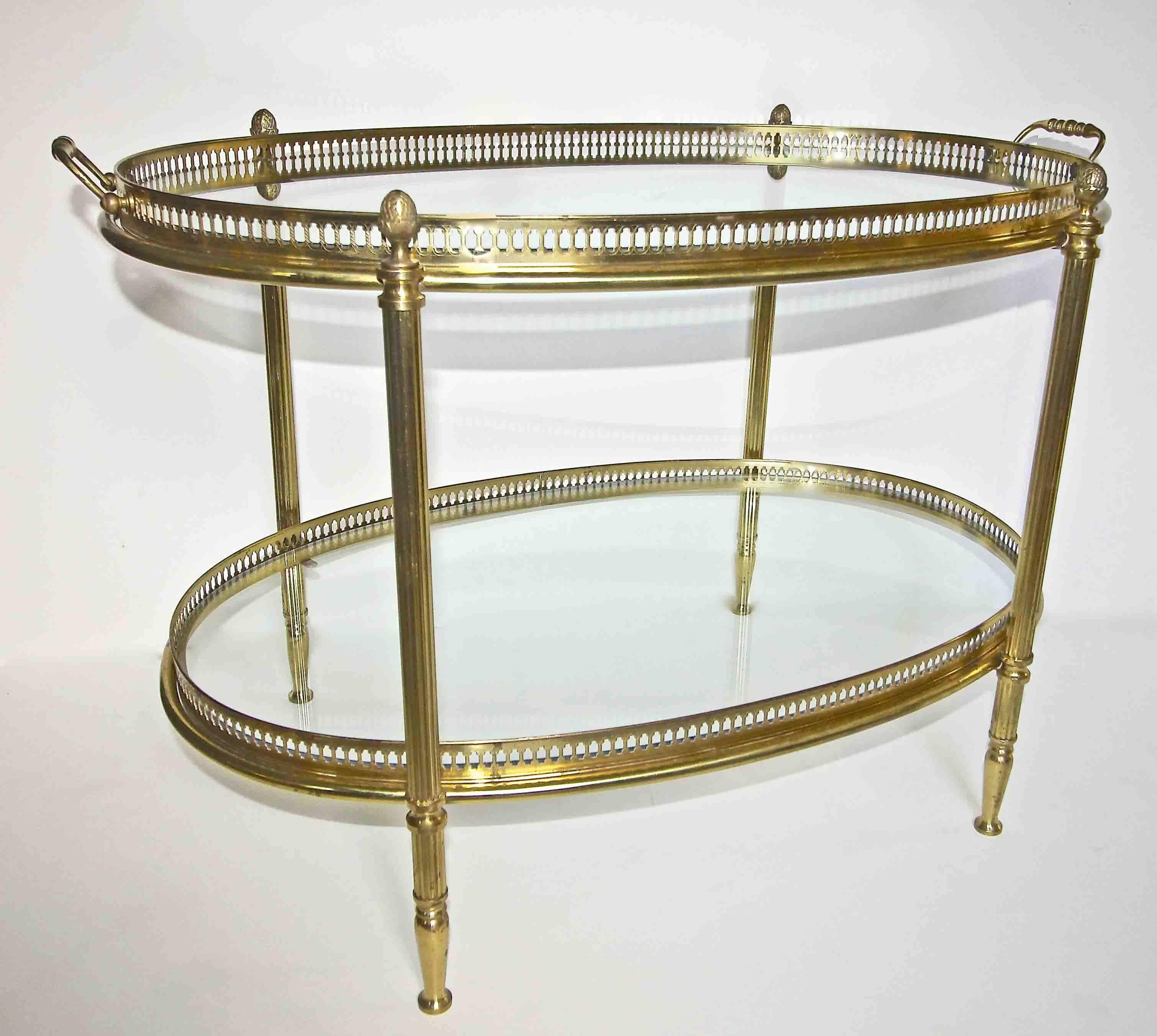 French Brass Oval Two Tier Side Table with Removable Tray For Sale 4