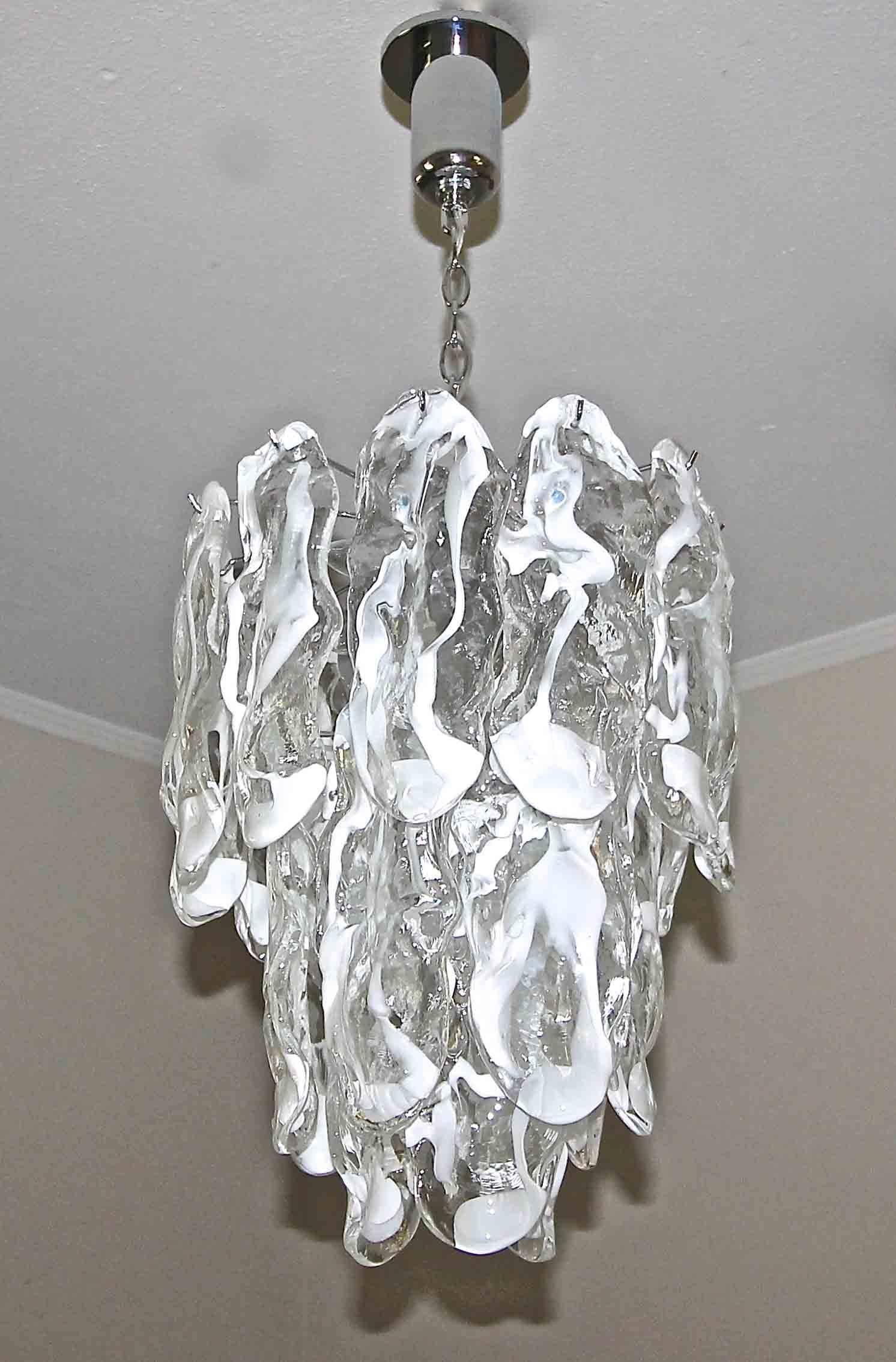 Murano Textured White Clear Glass Chandelier by Mazzega 3
