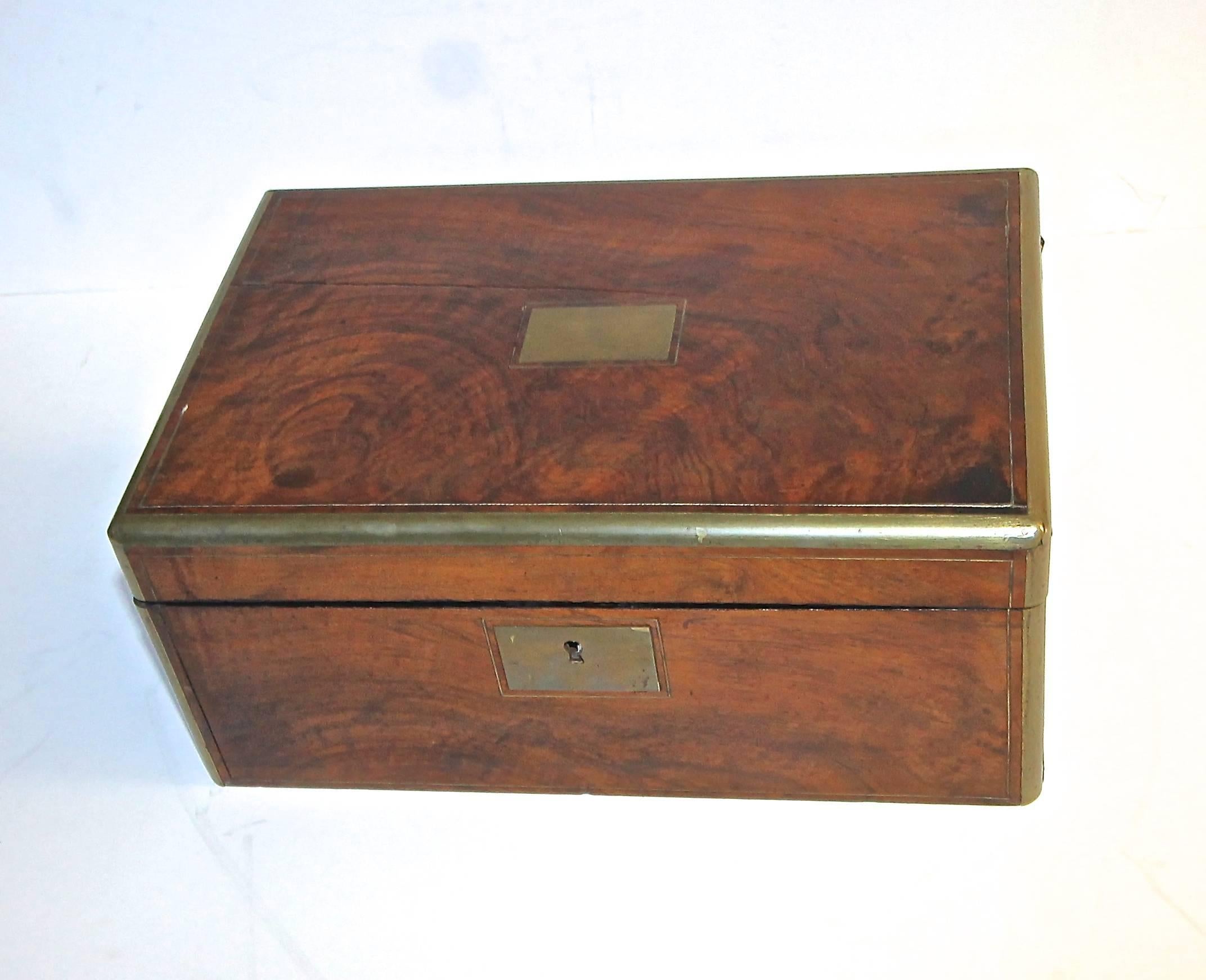 English 19th Century Rosewood and Brass Writing Box In Fair Condition For Sale In Dallas, TX