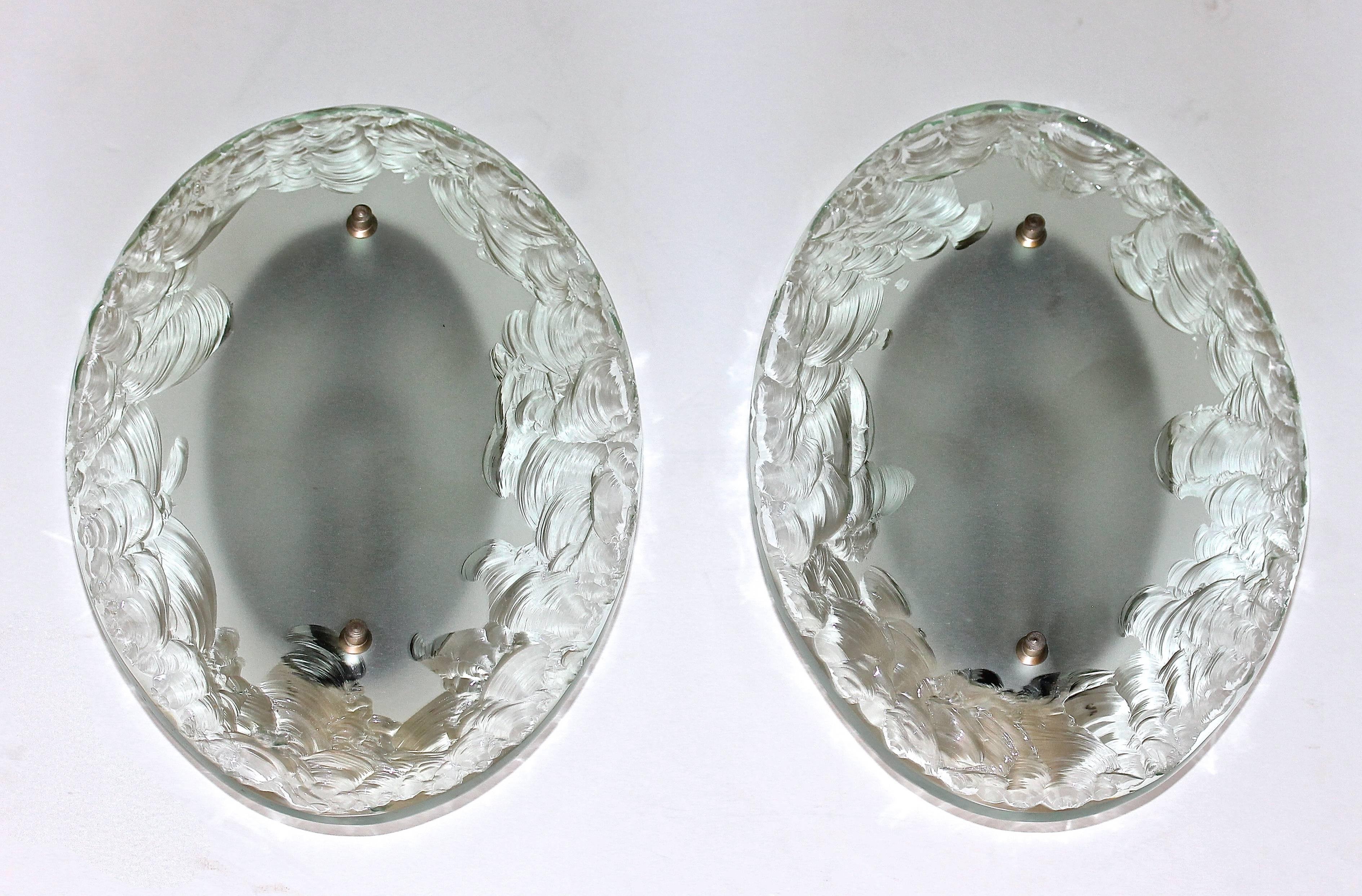 Mid-20th Century Pair of Italian Fontana Arte Style Broken Glass Wall Sconces