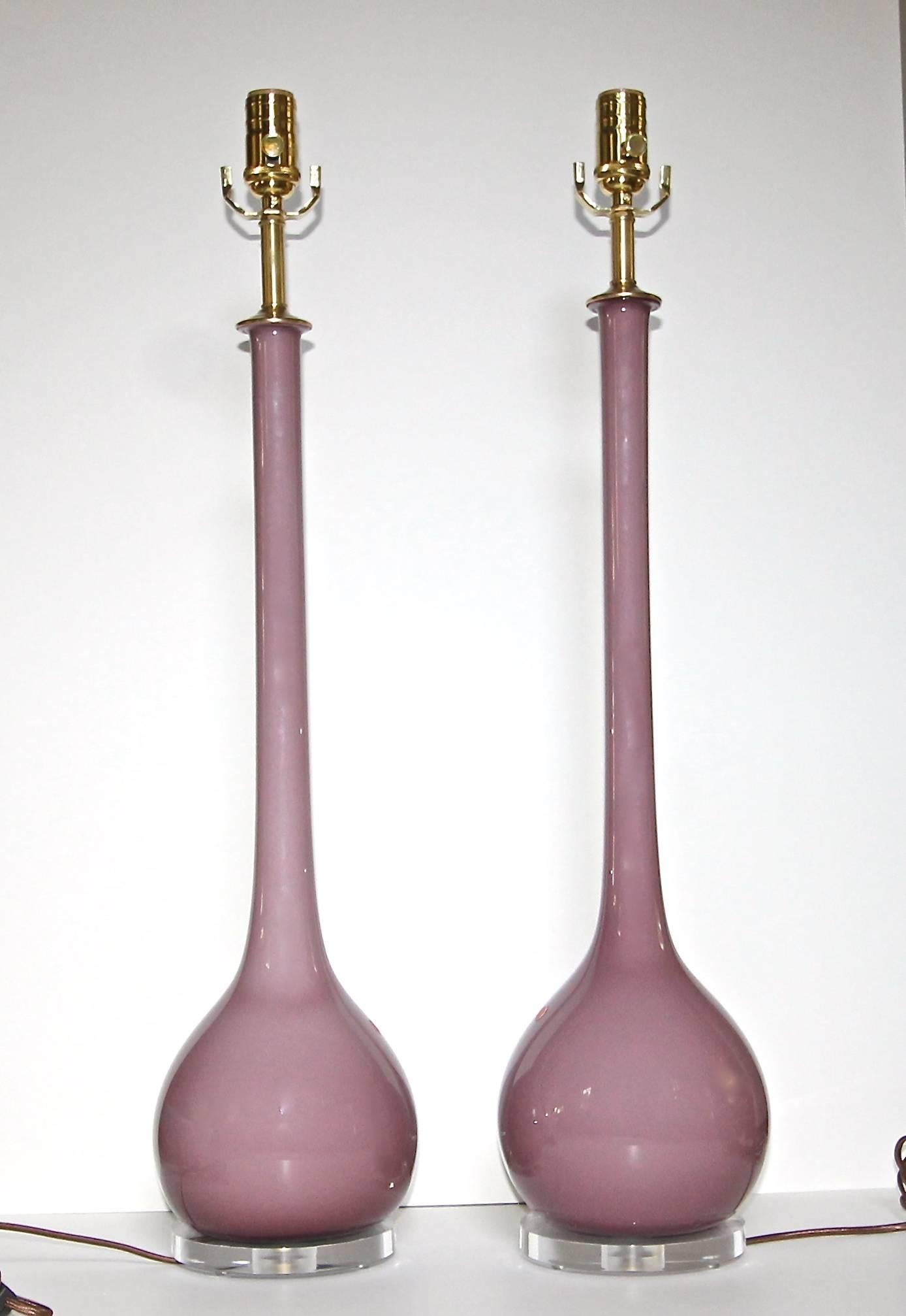 Mid-20th Century Pair of Murano Long Neck Lavender Purple Glass Table Lamps